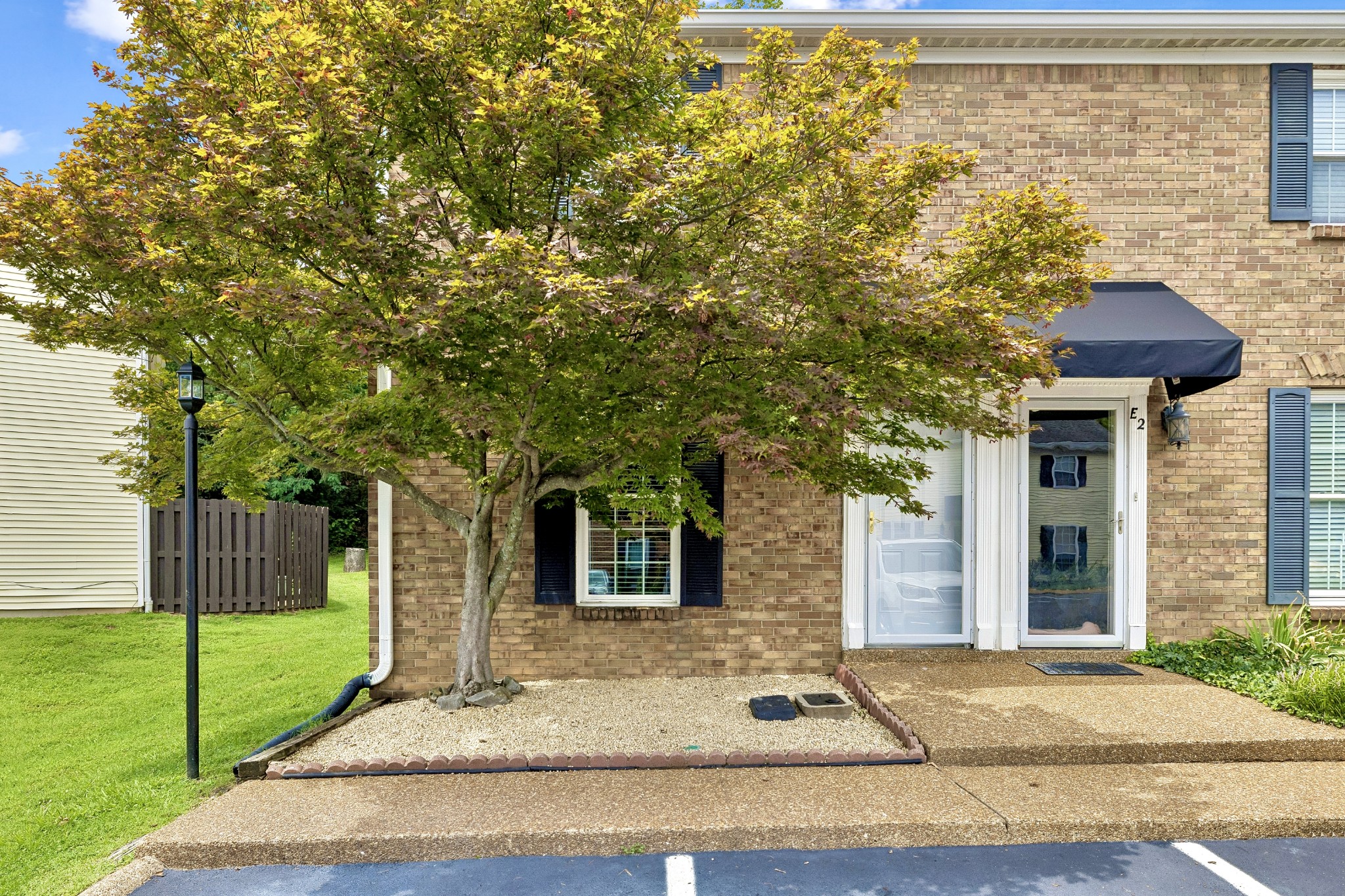 200 N Royal Oaks Blvd
