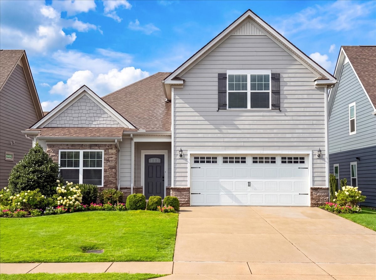 5626 Heirloom Dr
