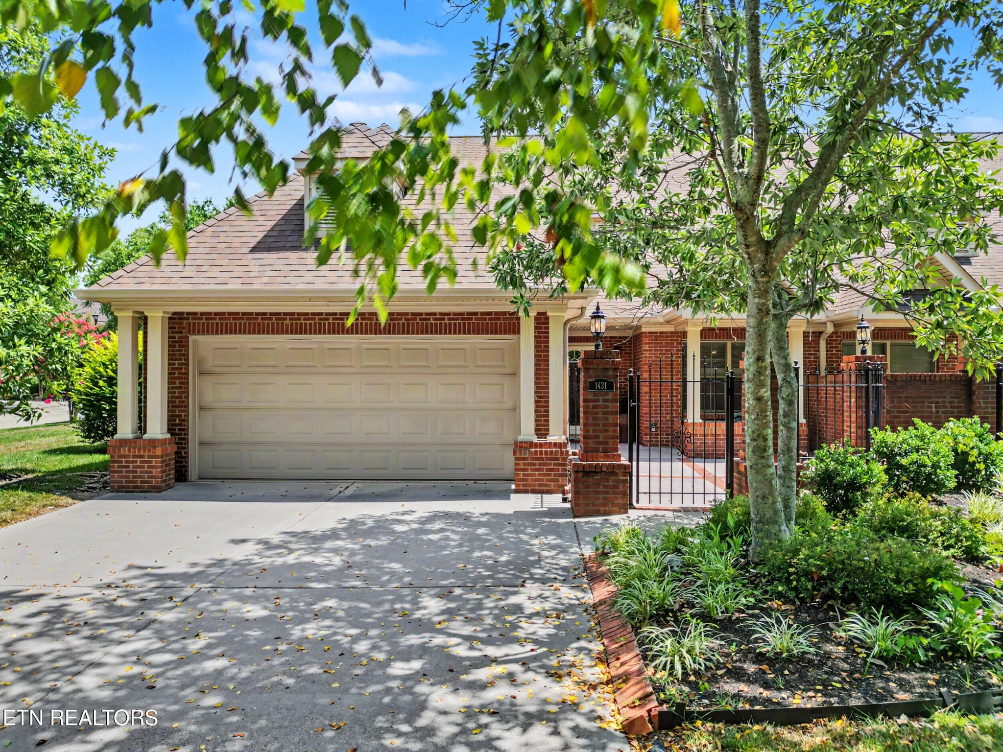 1431 Cottage Glen Lane