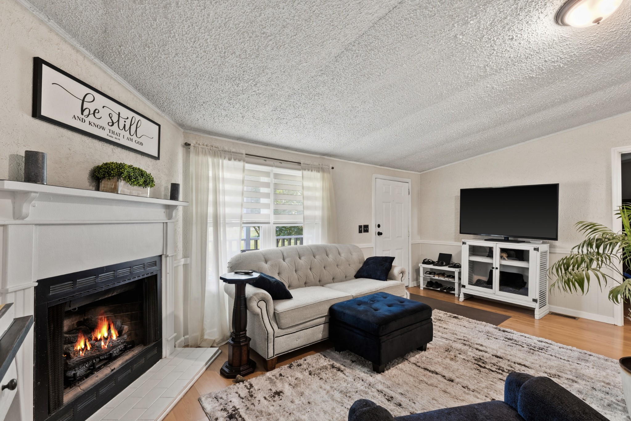 4076 Blake Ln