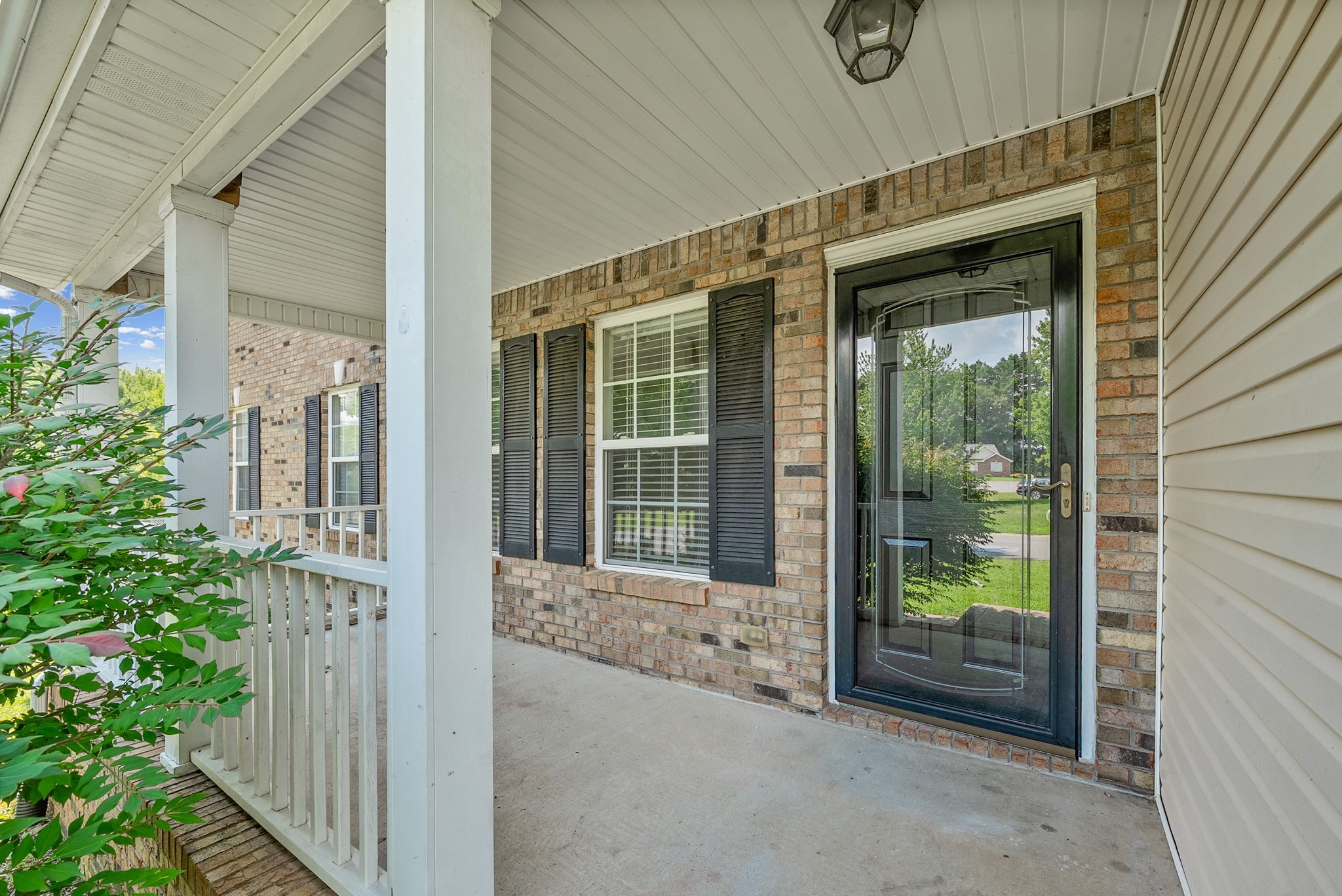 850 Nandina Court
