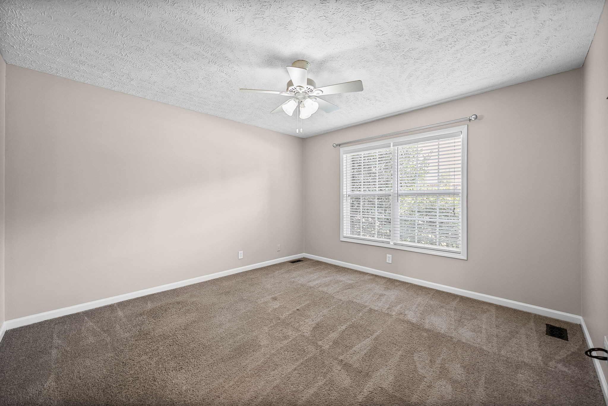 850 Nandina Court