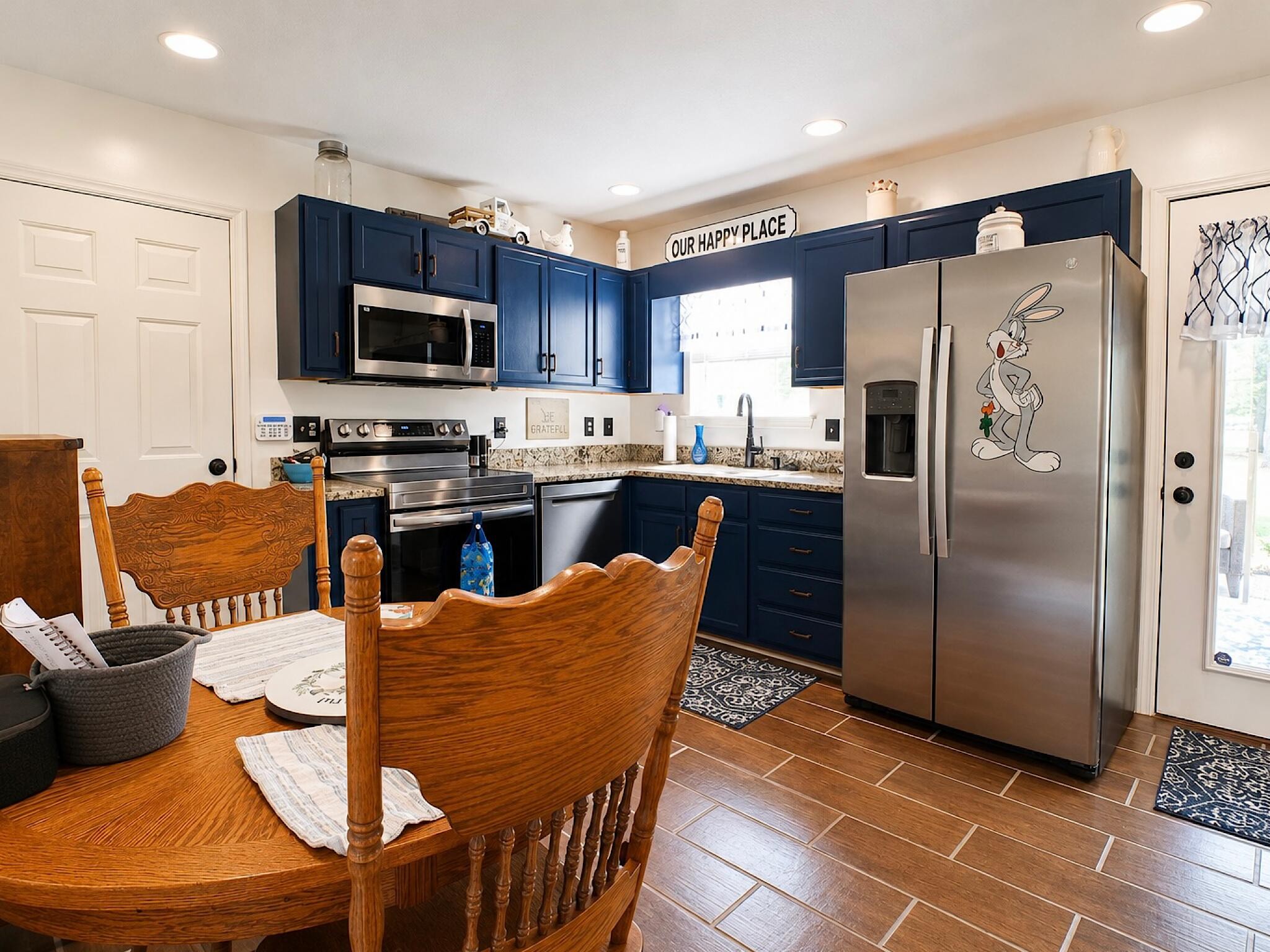 111 Cora Drive, SE