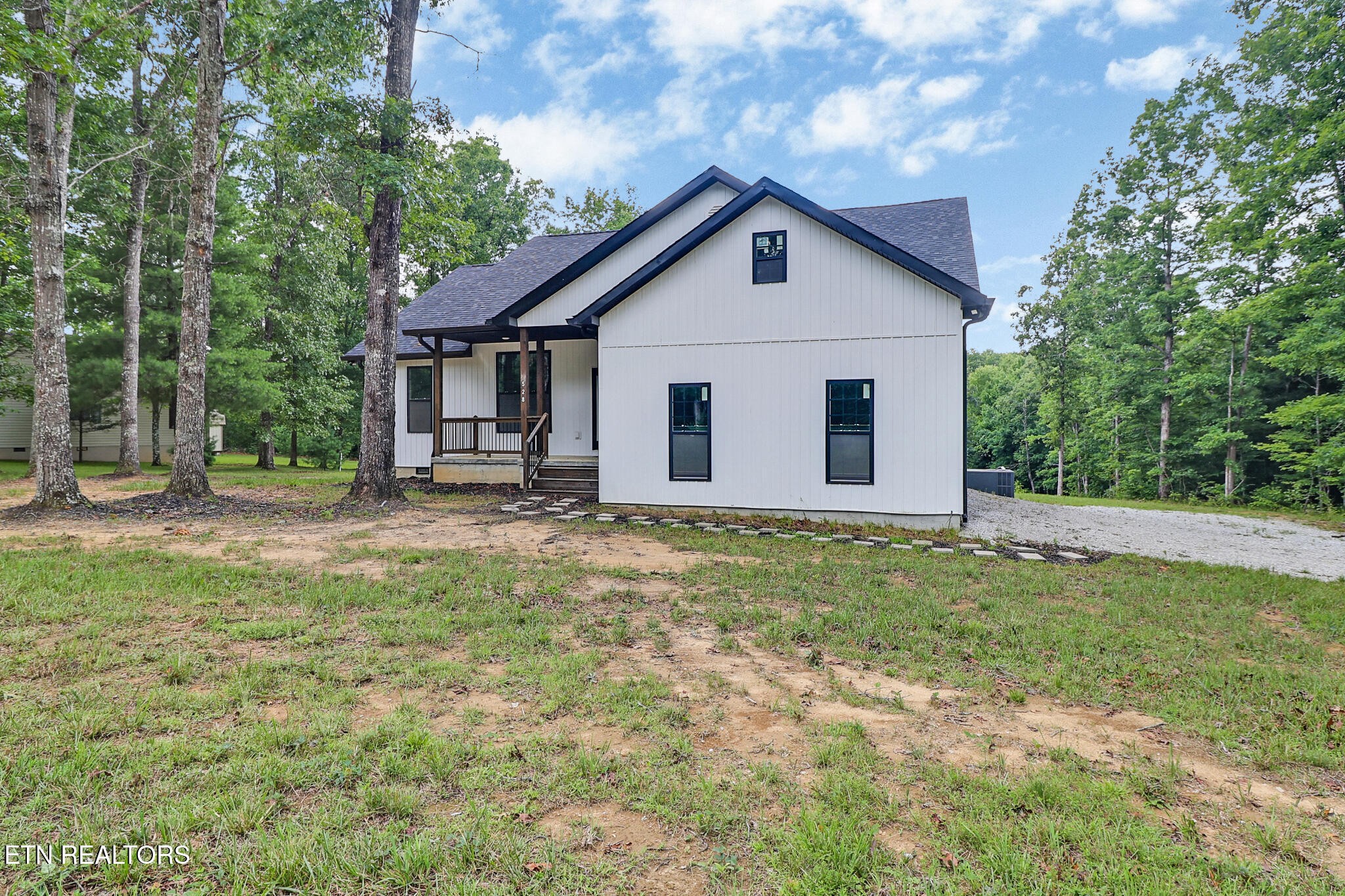 528 St Anthony Drive