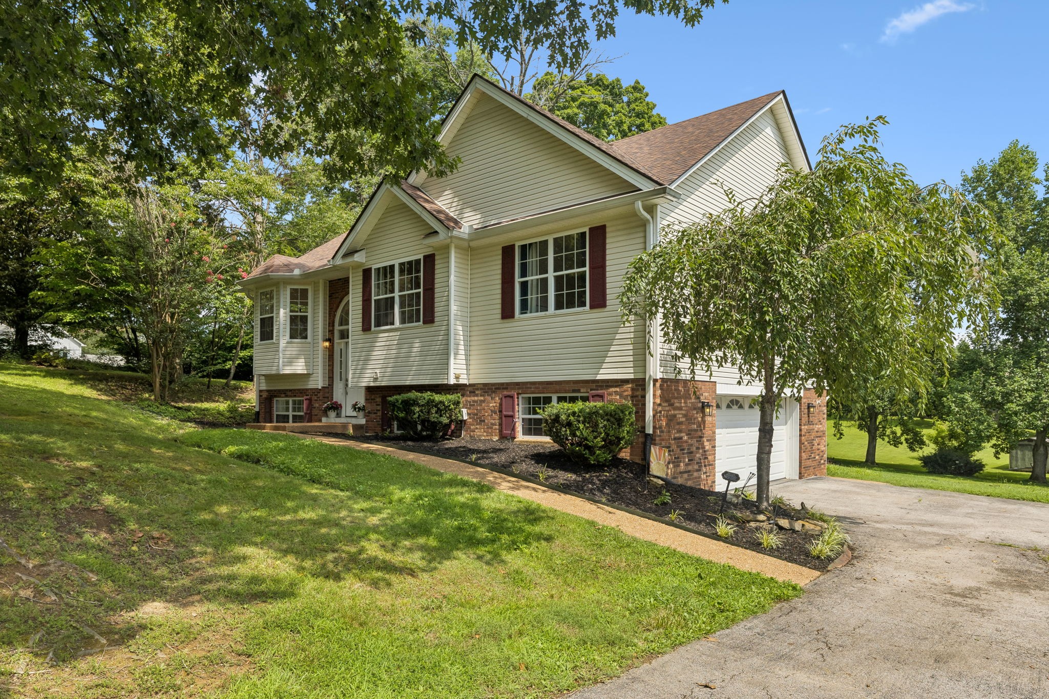 2024 Big Oak Dr
