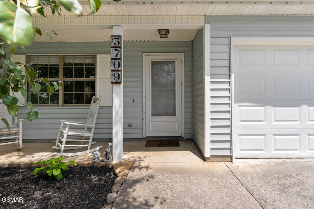 3709 Holgate Lane