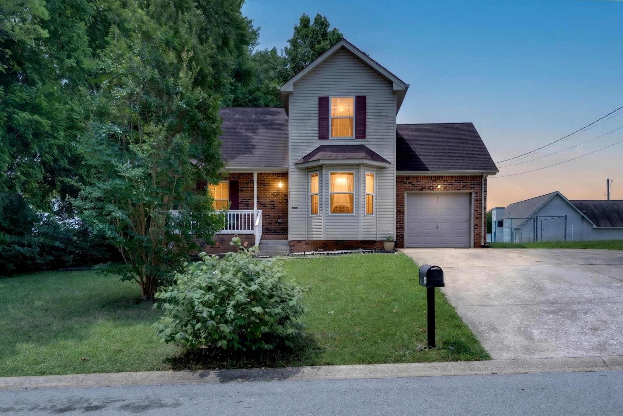1096 Gunpoint Dr