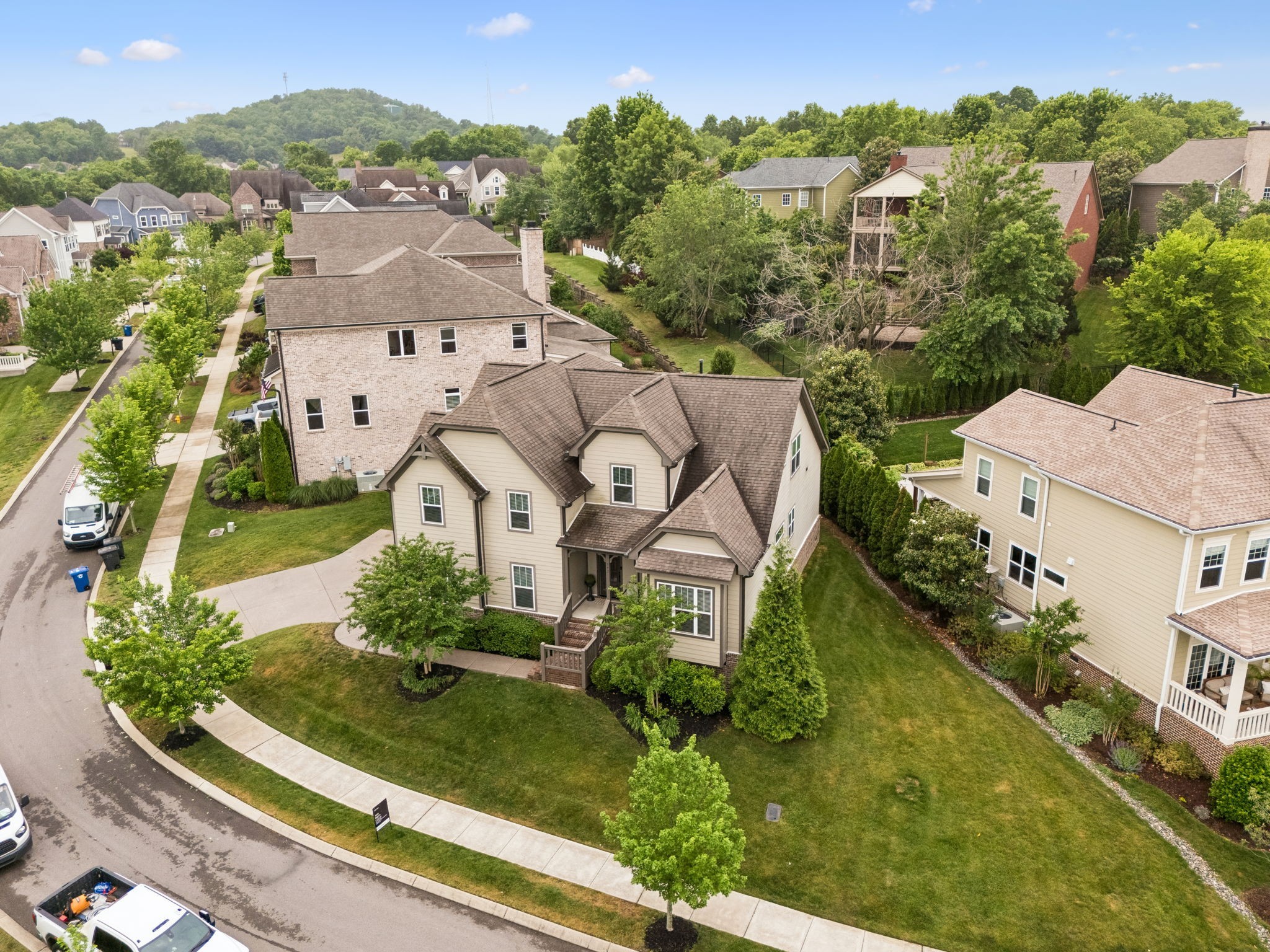 242 Rich Cir