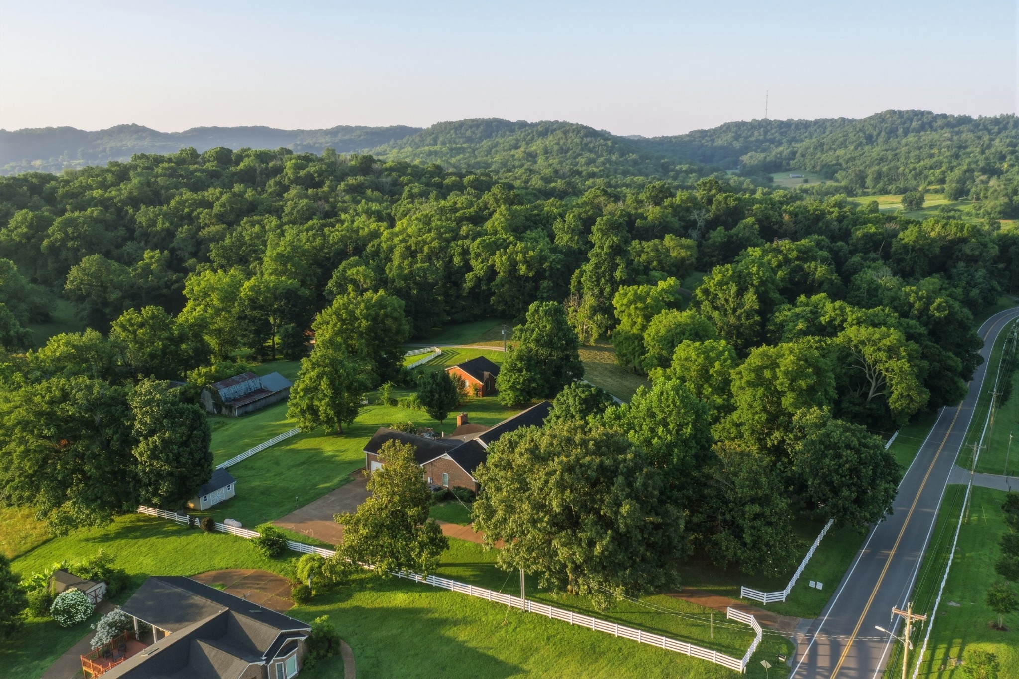 4442 Pratt Ln