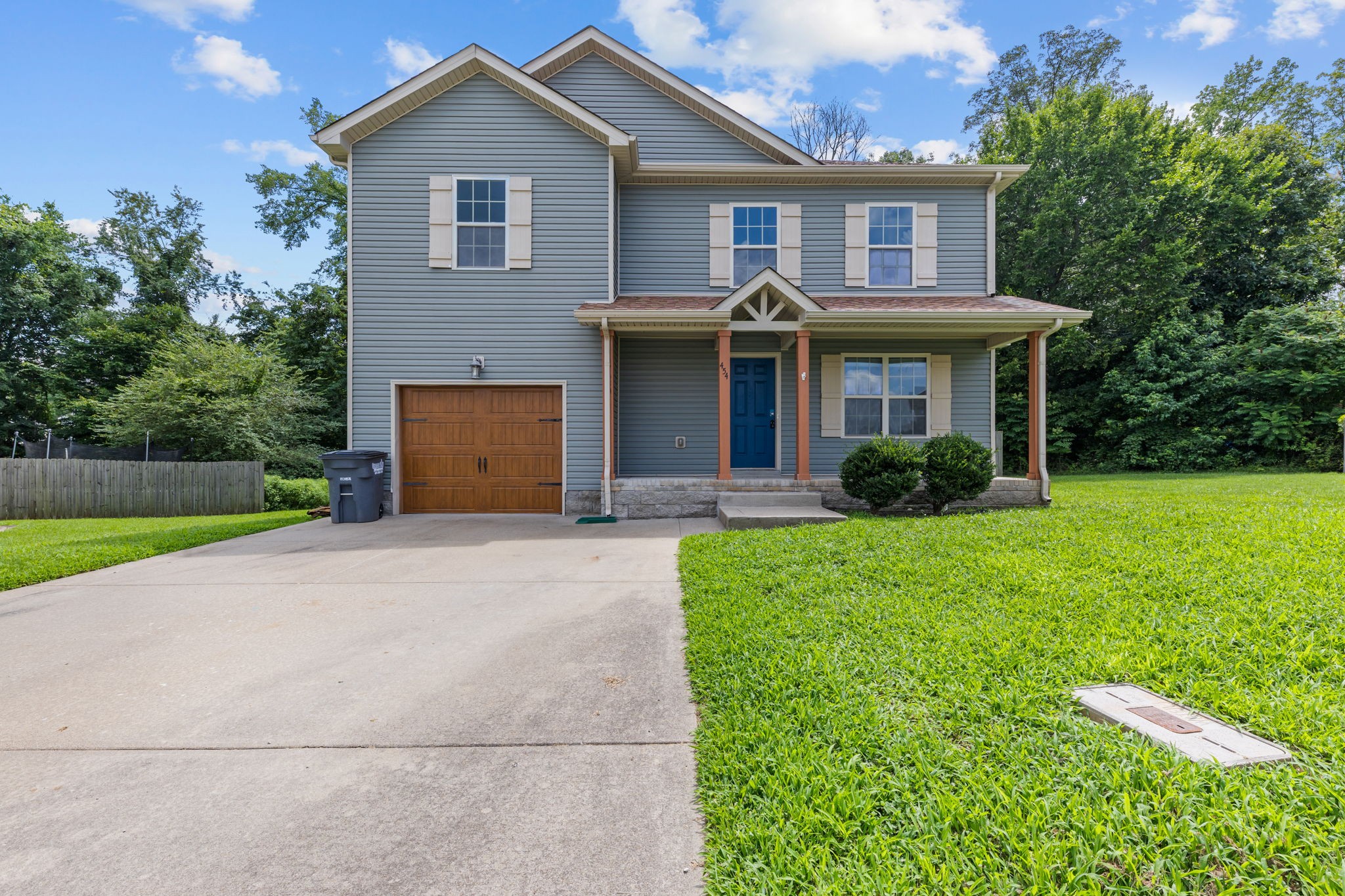454 N Magnolia Dr