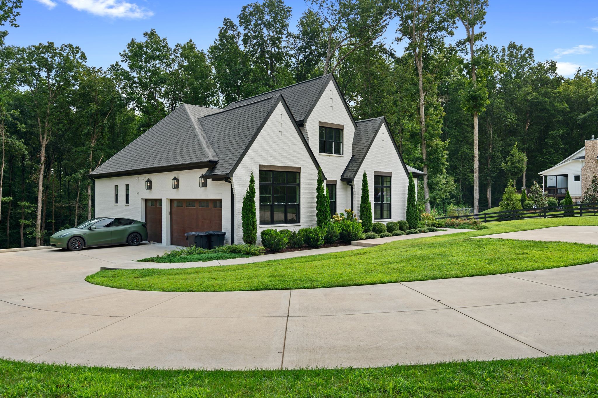 5916 Pinewood Rd