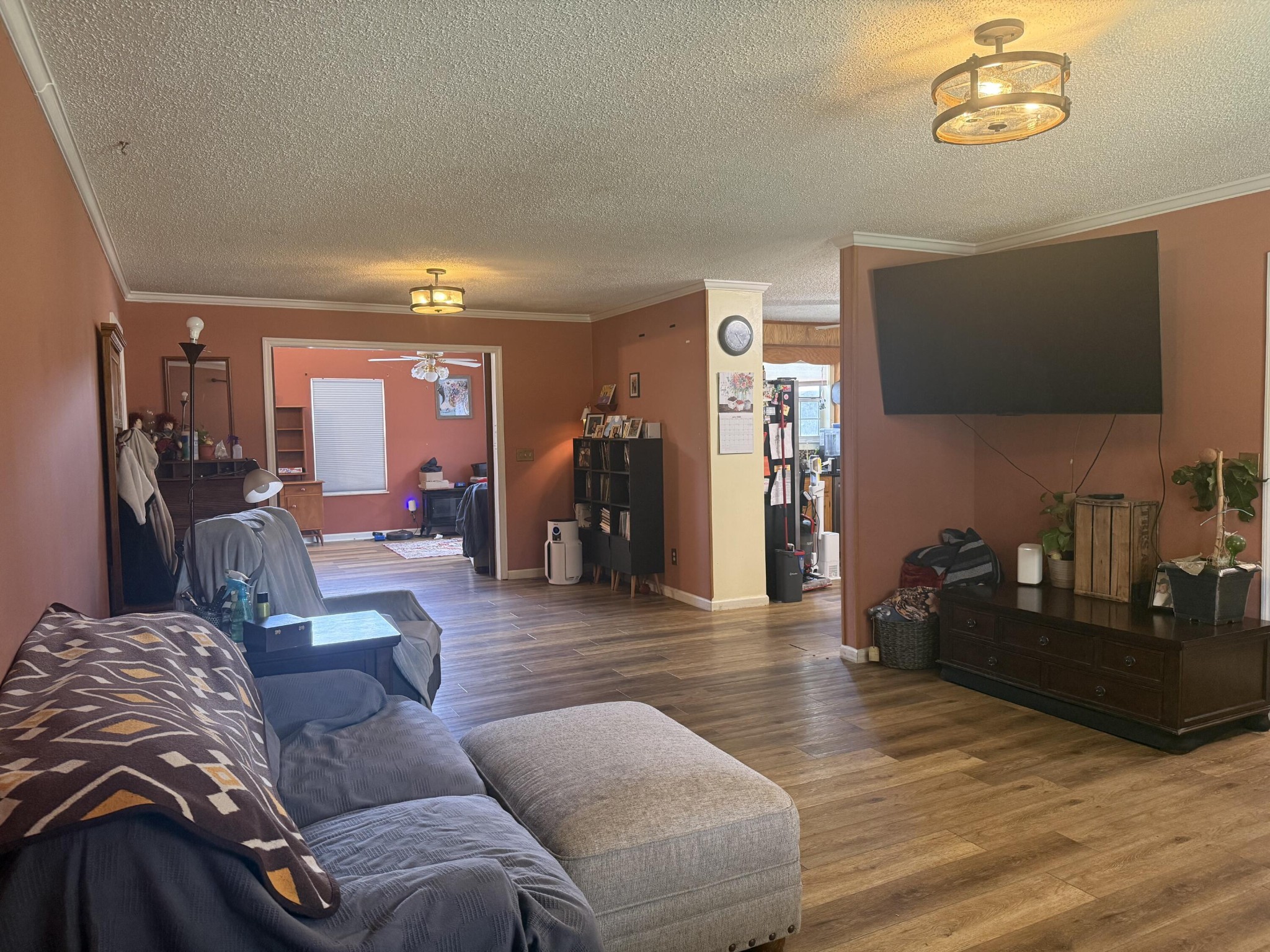 2505 Kenwood Drive