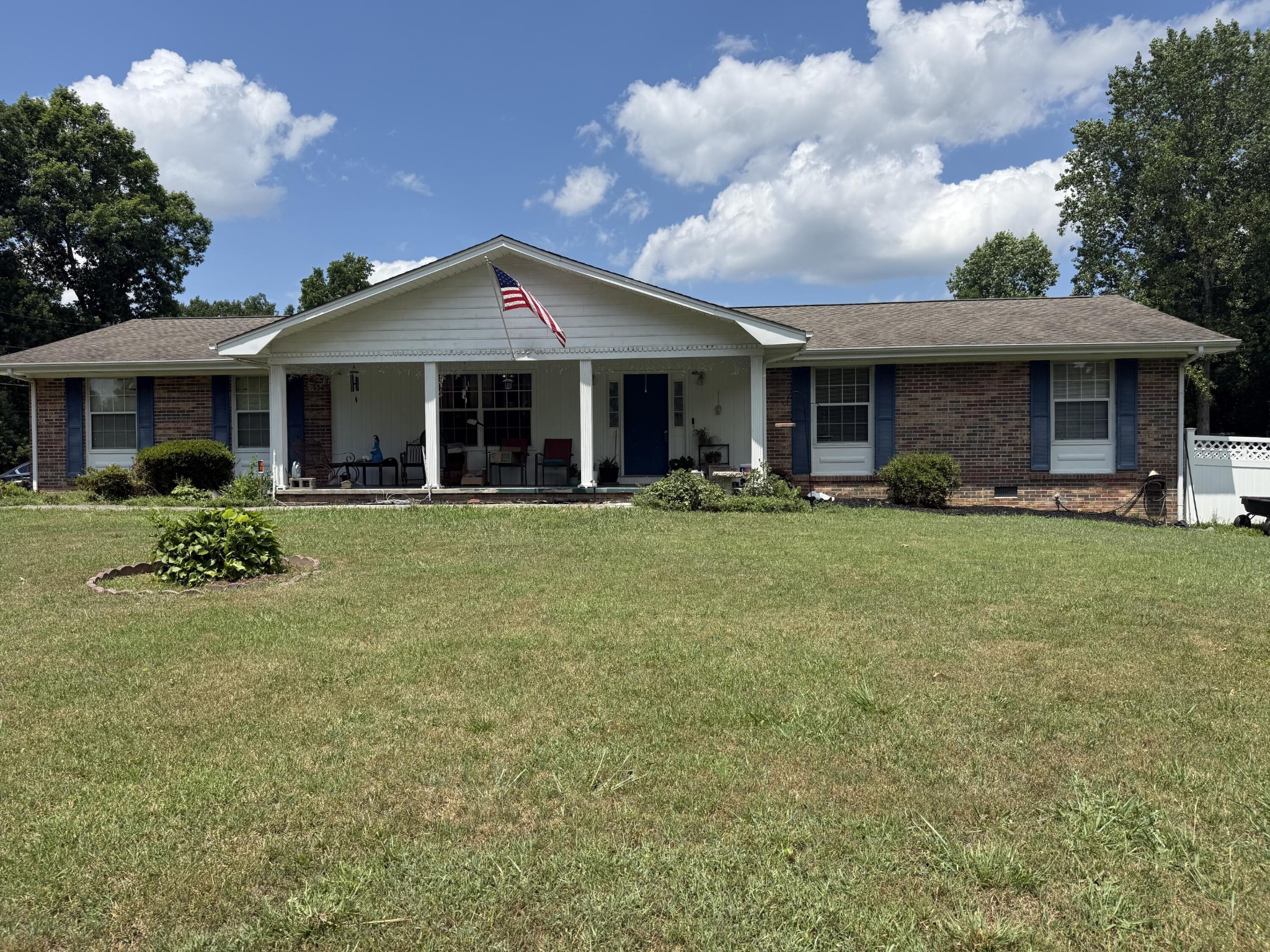 2505 Kenwood Drive
