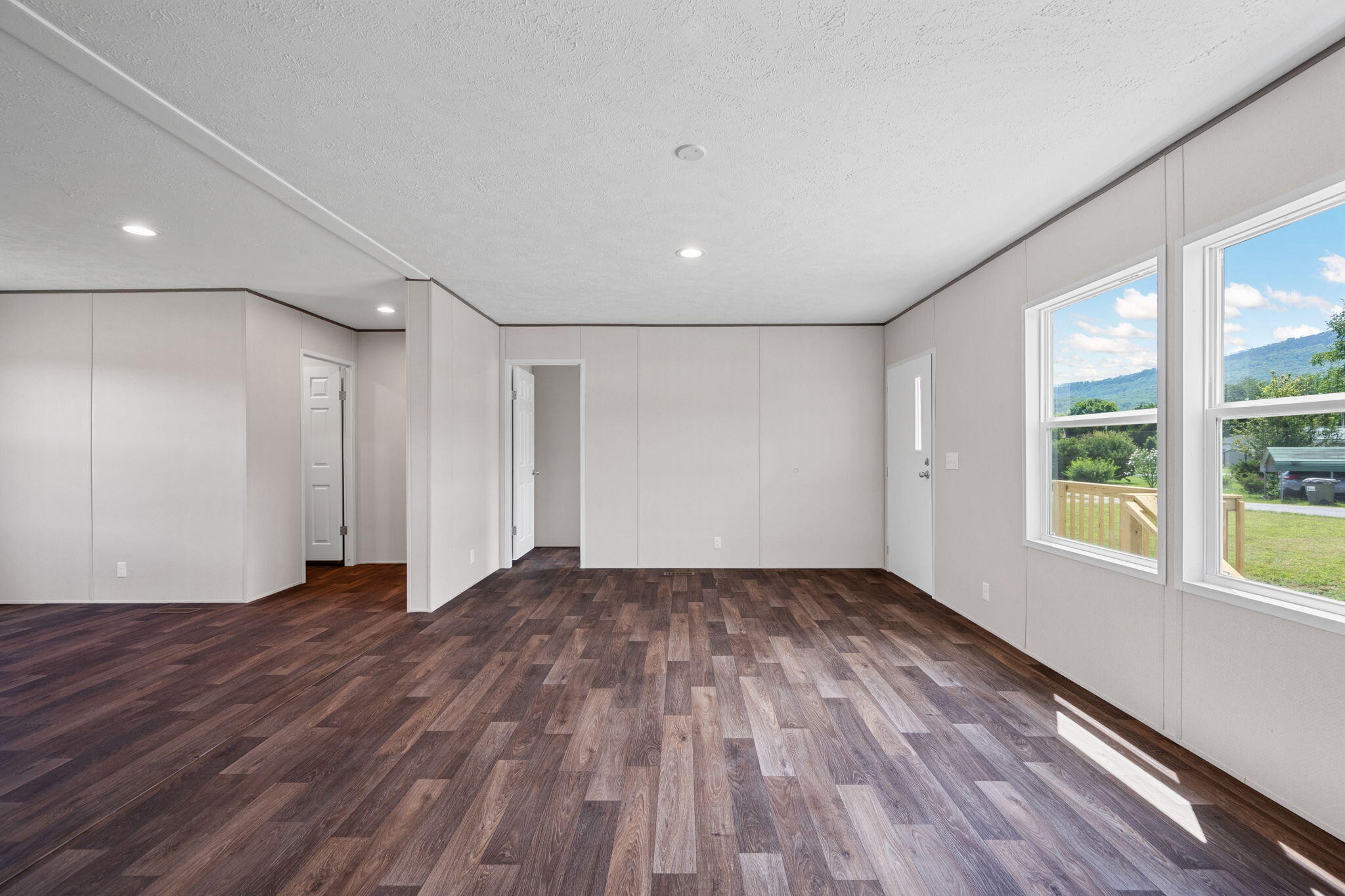 142 Meadow View