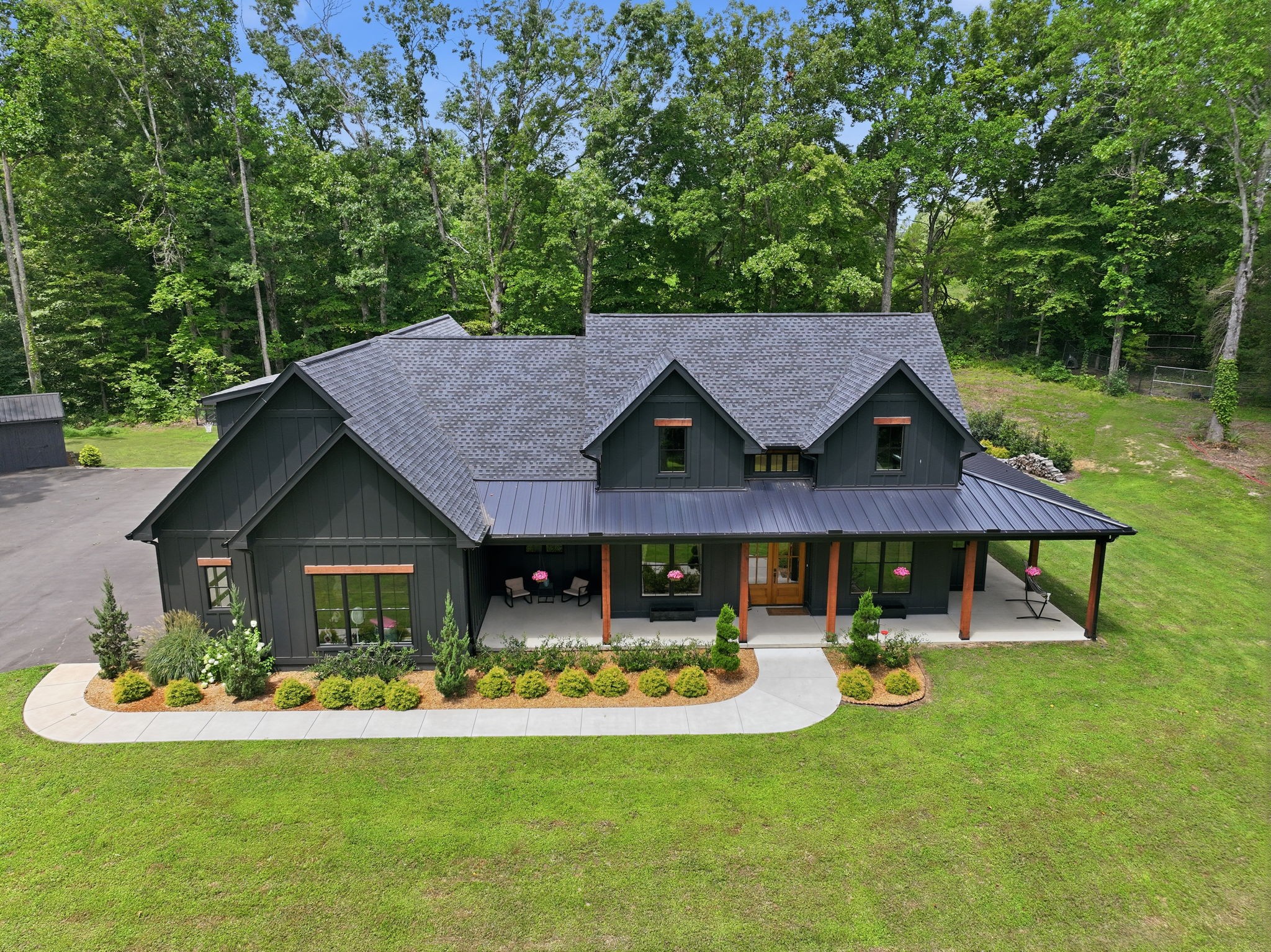 7451 Sleepy Hollow Rd