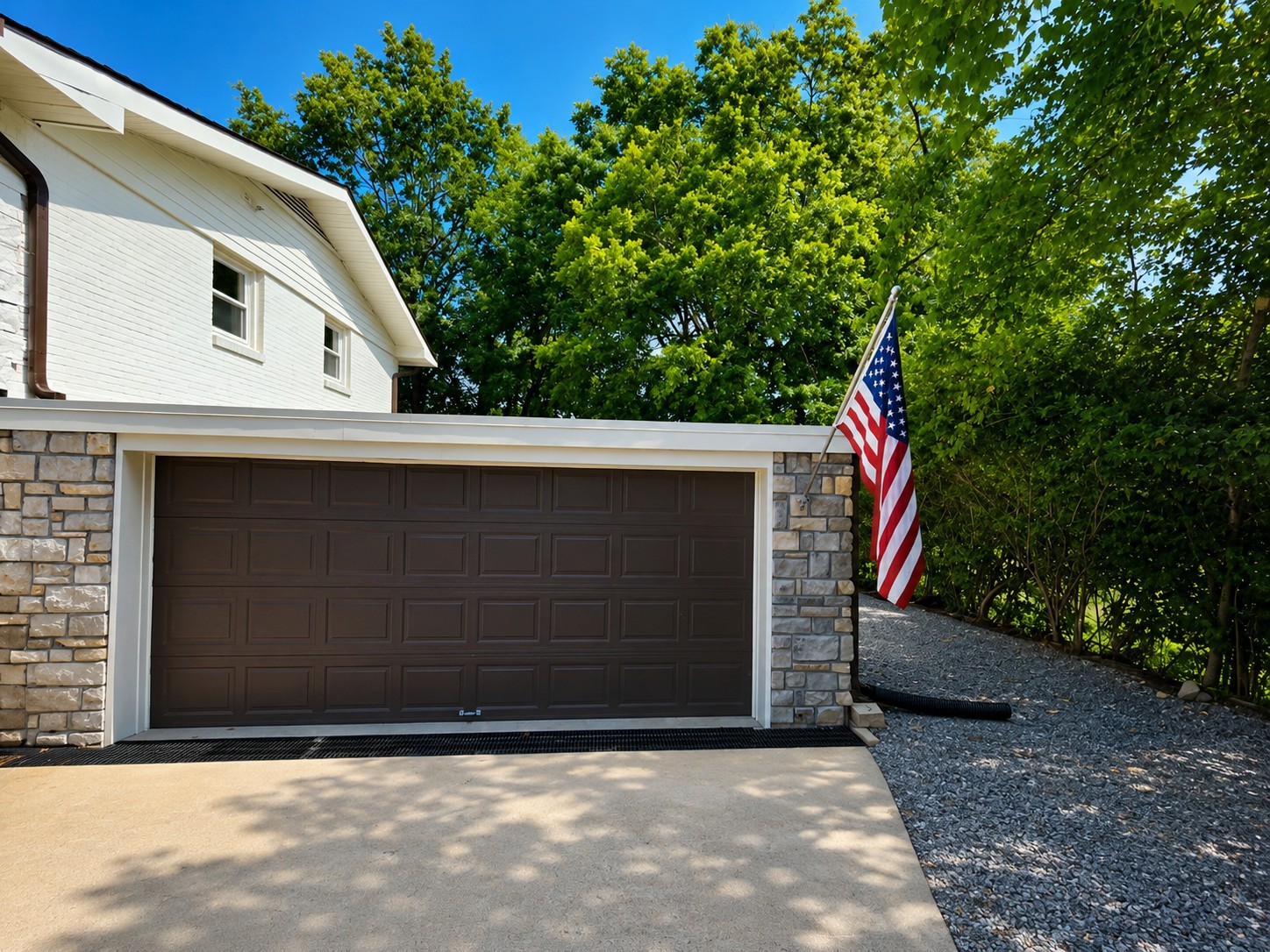 108 Hickory Hills Dr