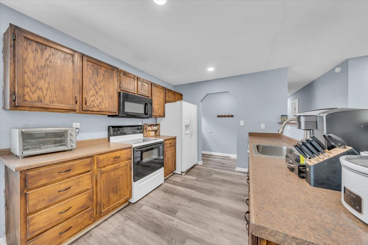 1406 Royal Trl