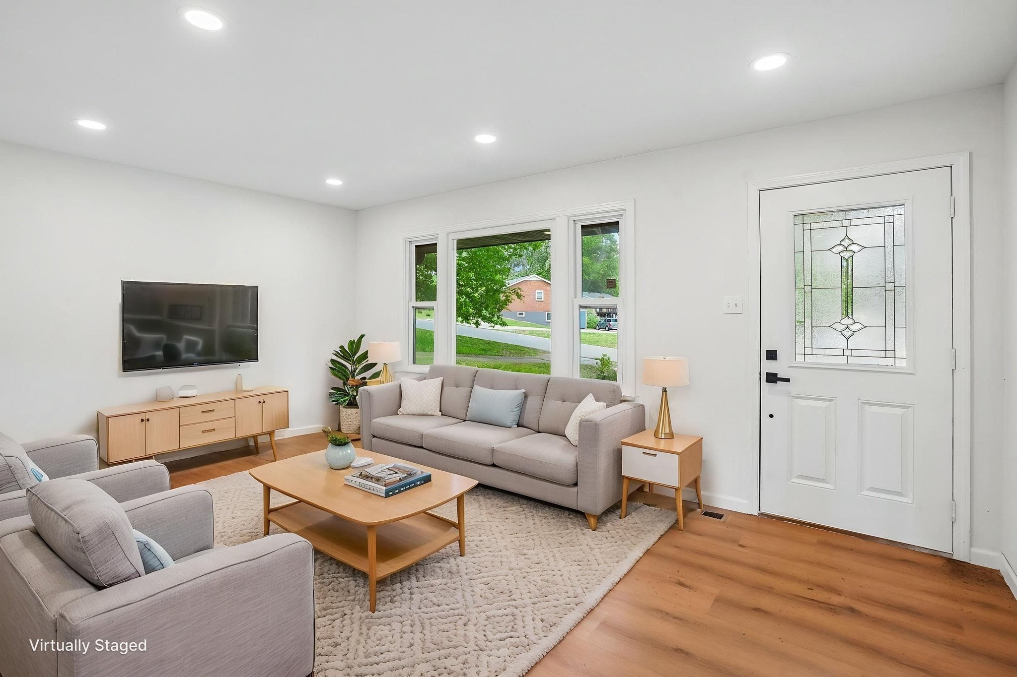 504 Kenney Dr