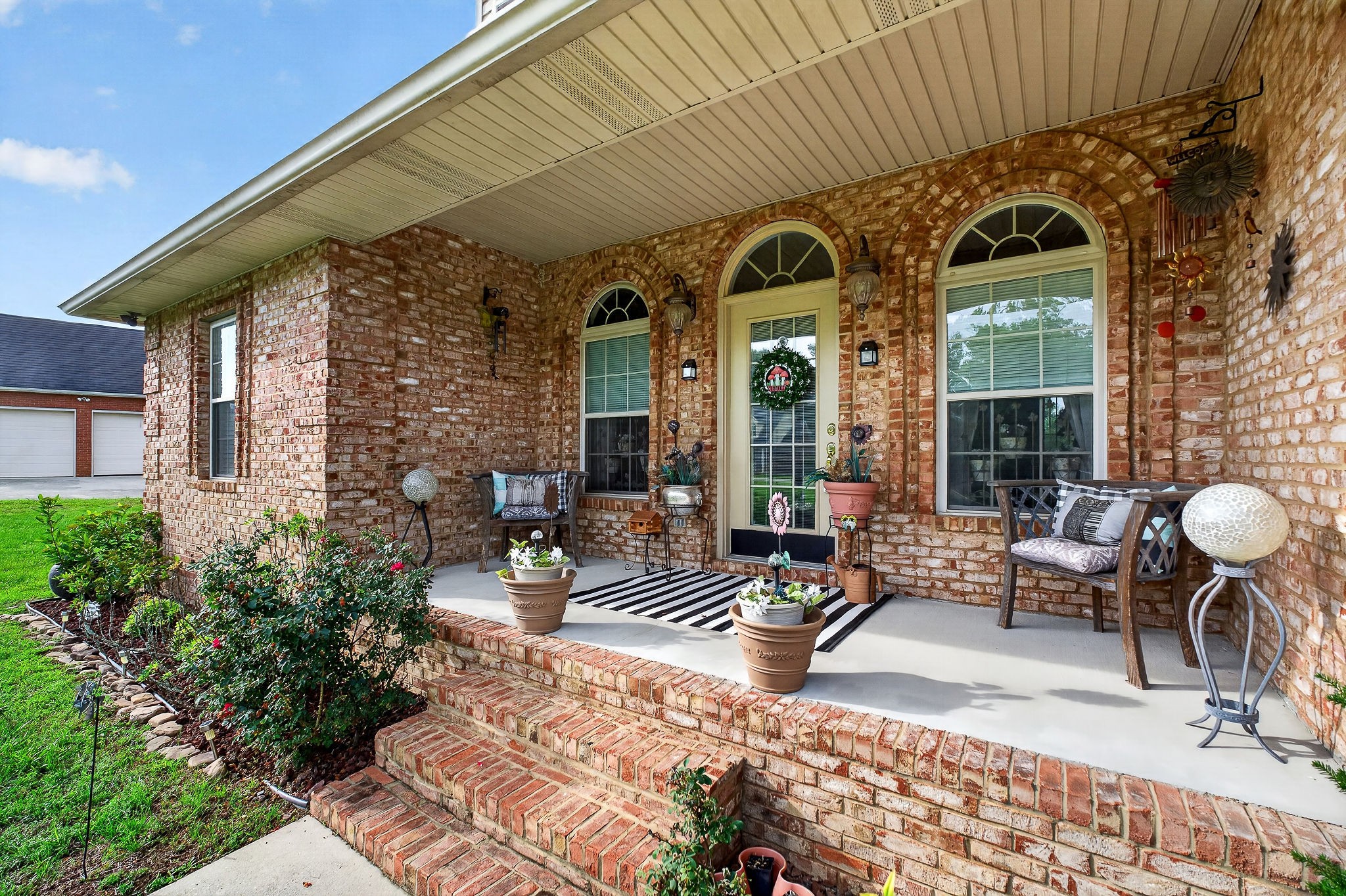 271 Hearthstone Dr