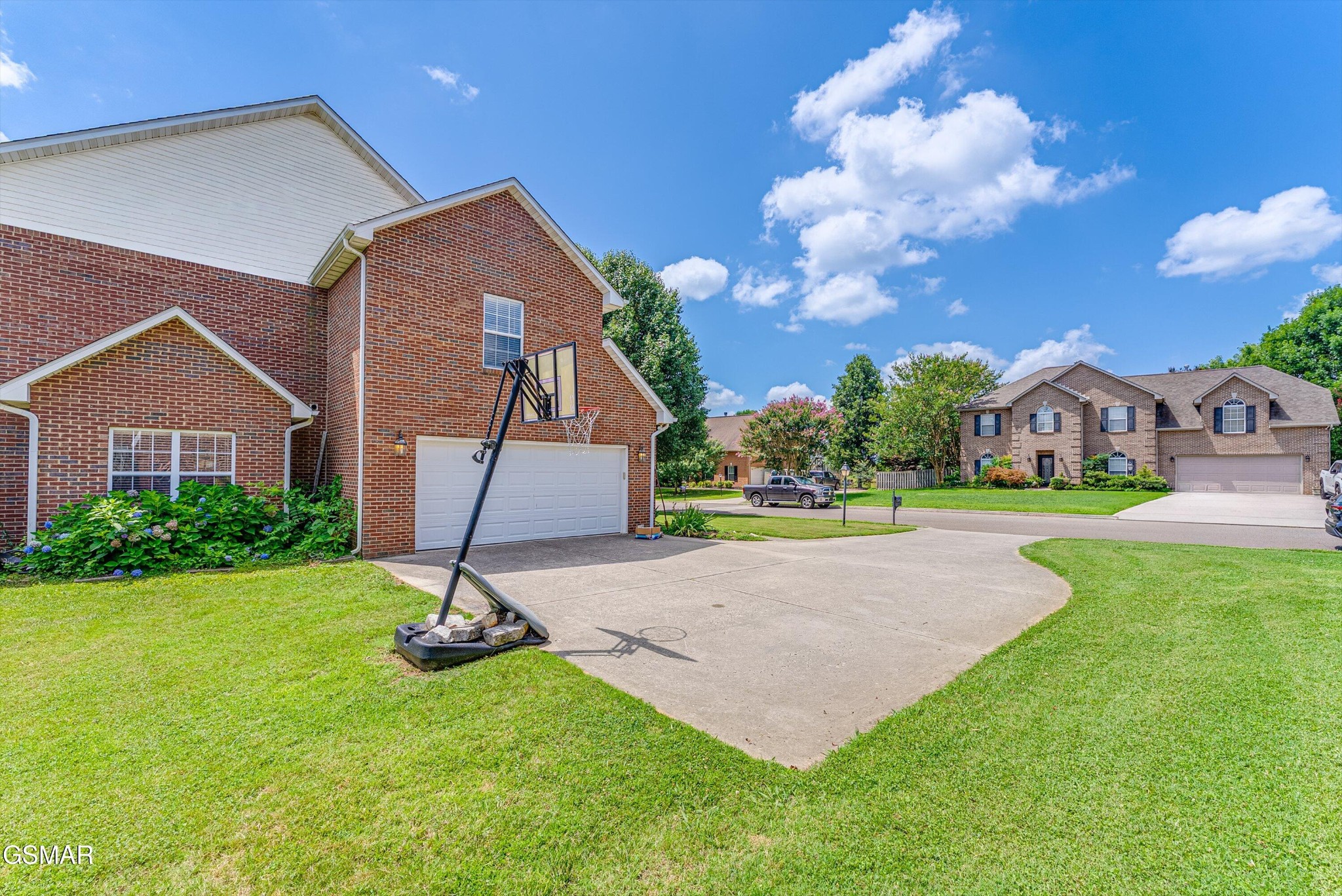 7648 Saddlebrooke Drive