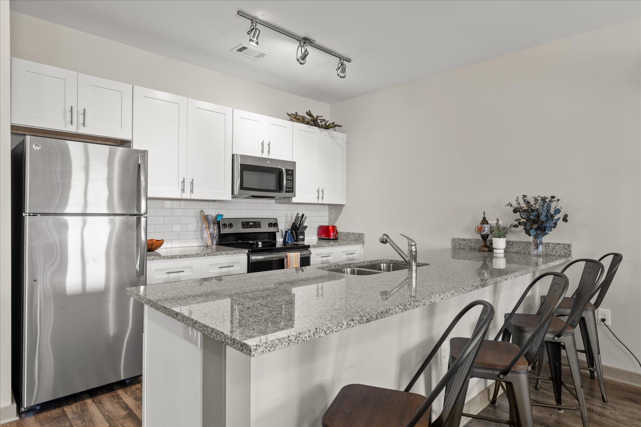 782 Riverfront Parkway