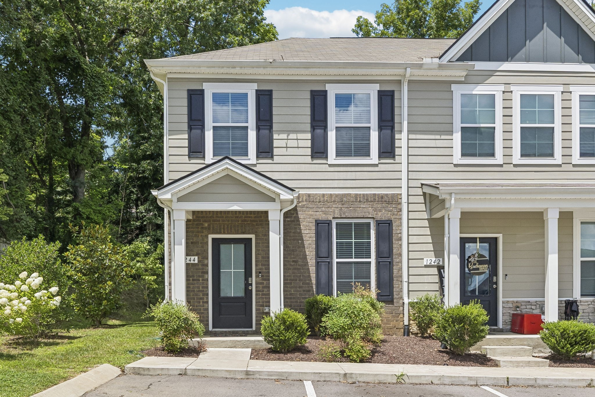 1244 Mason Dl
