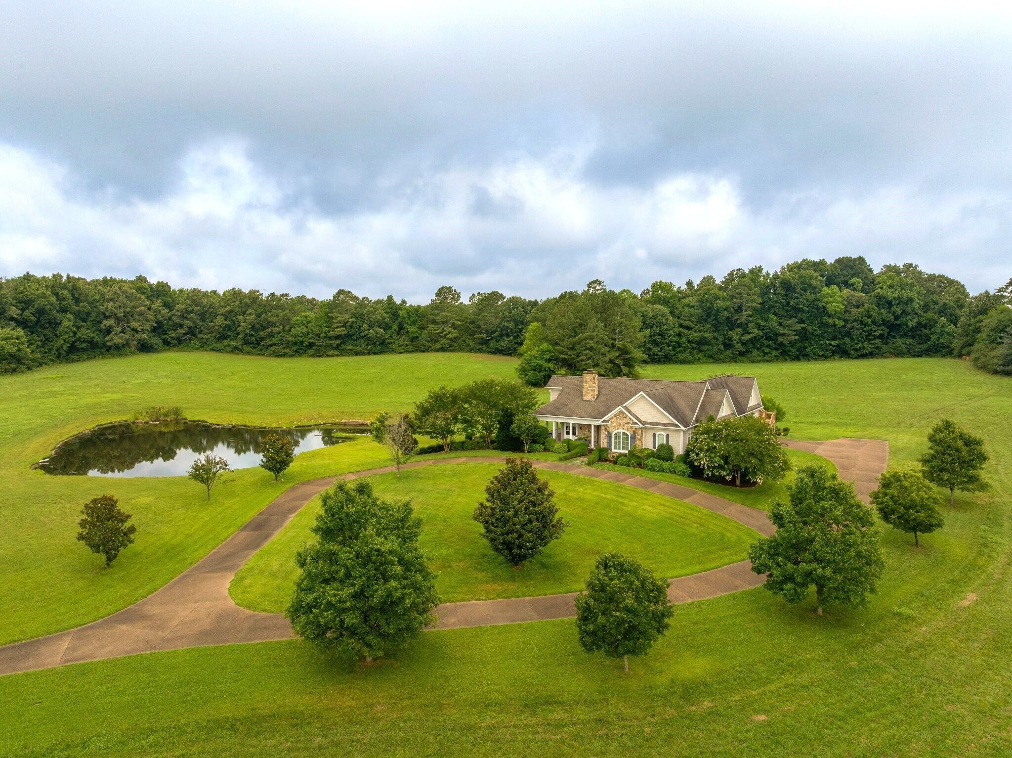 520 Cedar Springs Church Road, SE
