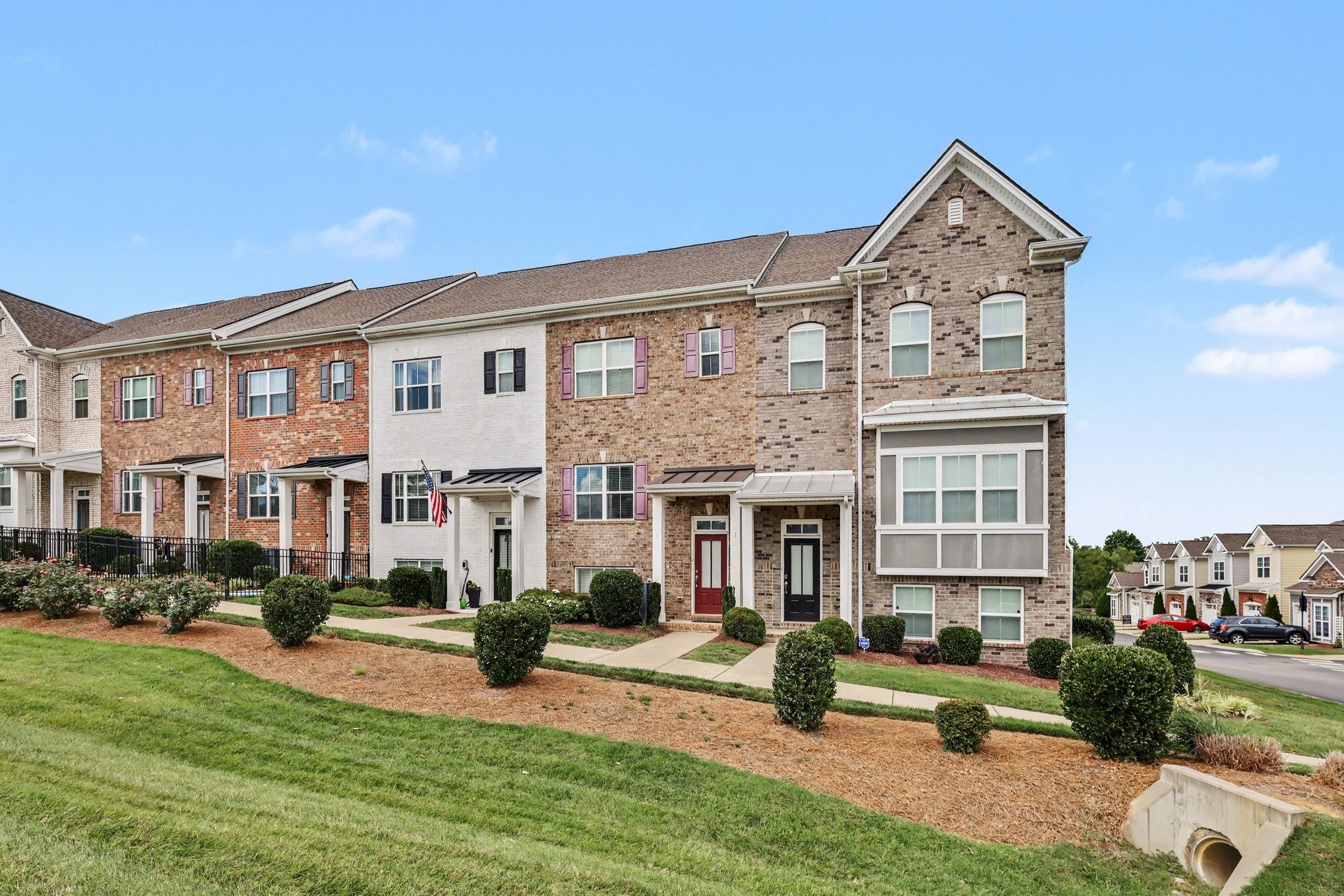 296 Kinsale Dr