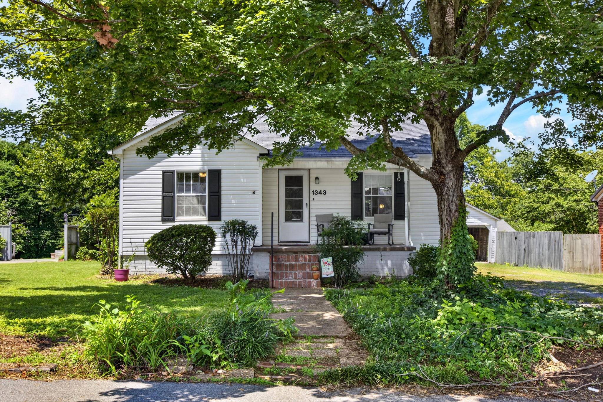 1343 Brown Avenue, NW