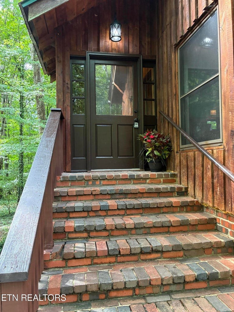 170 County Road 709