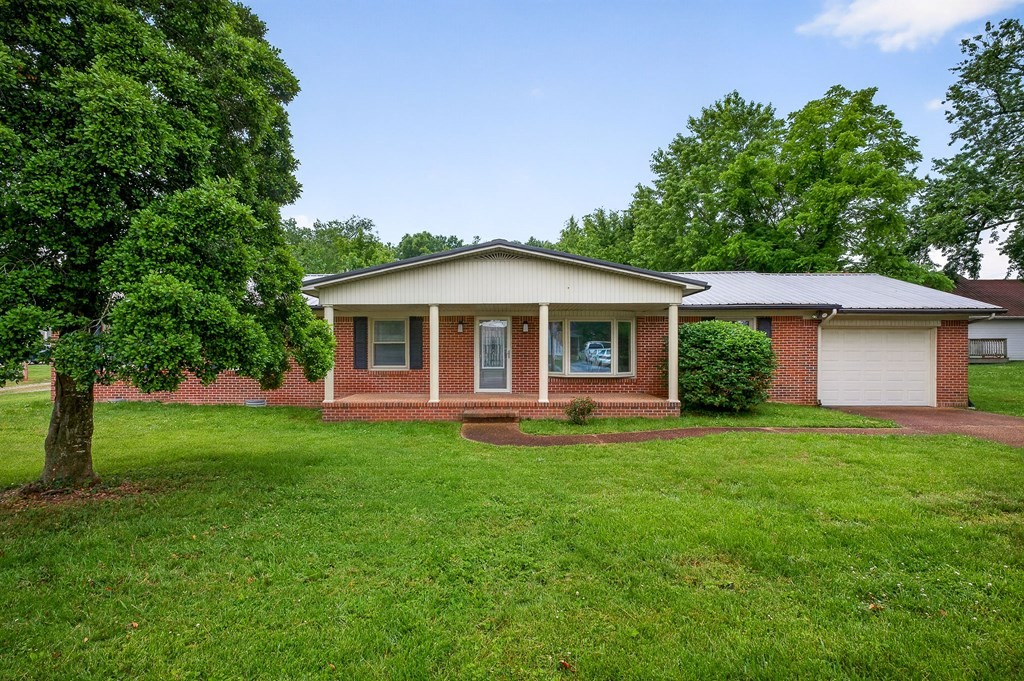 1115 Patrick St