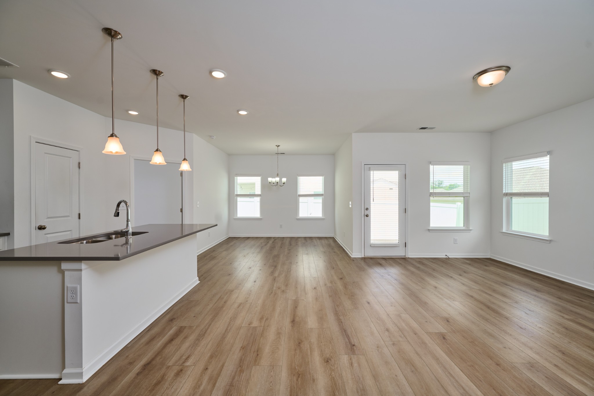 220 Summerlin Dr