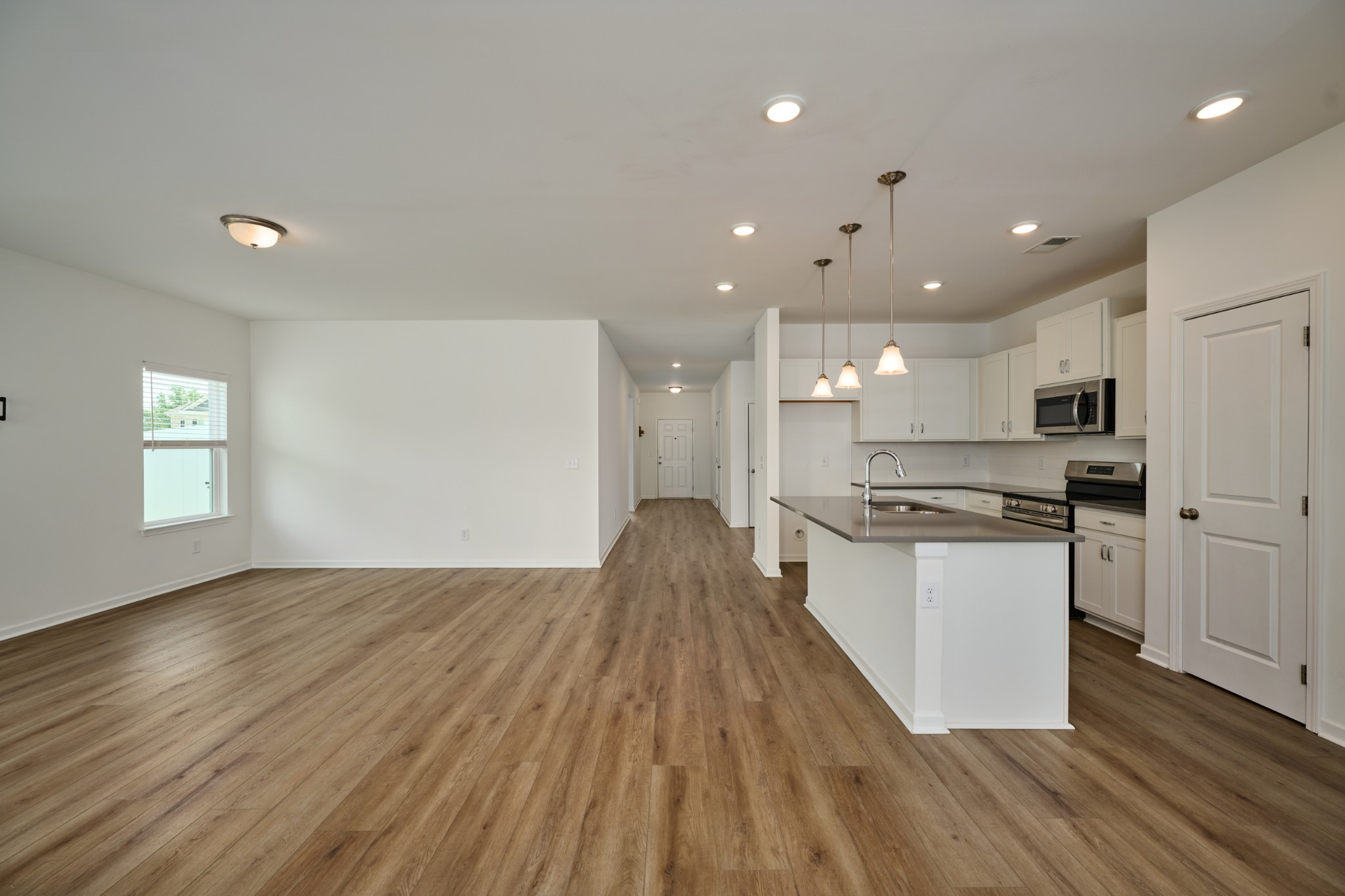 220 Summerlin Dr