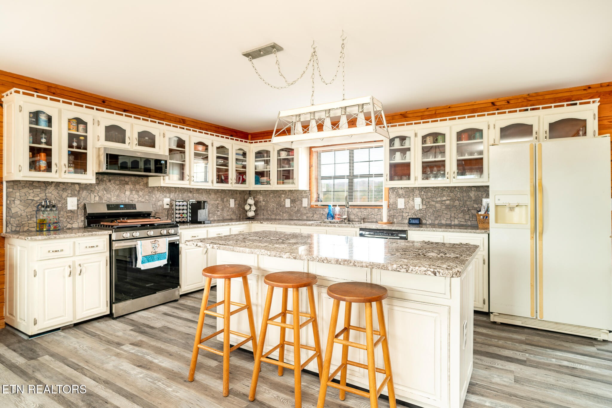 3767 Phillips Flats Rd