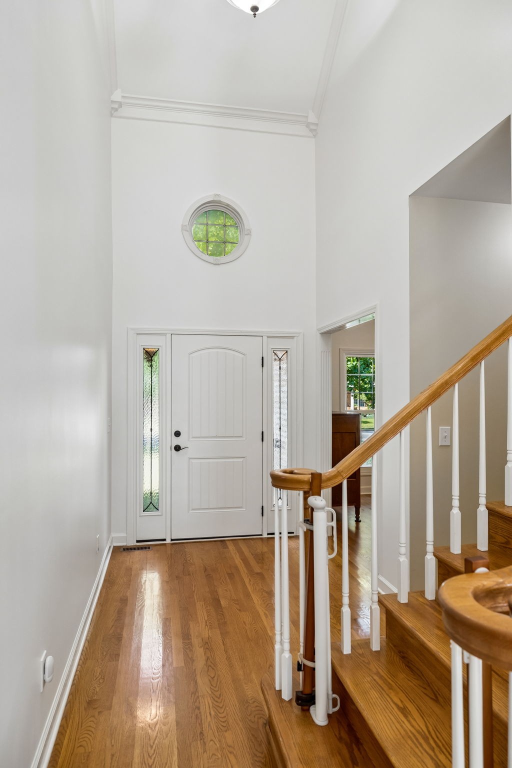 3016 Harrah Dr