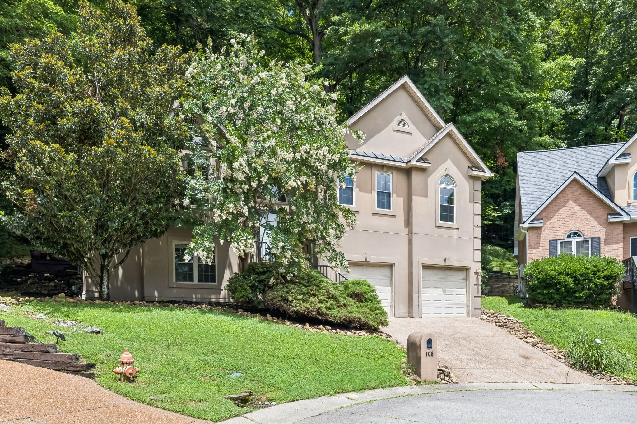 108 Glenway Ct