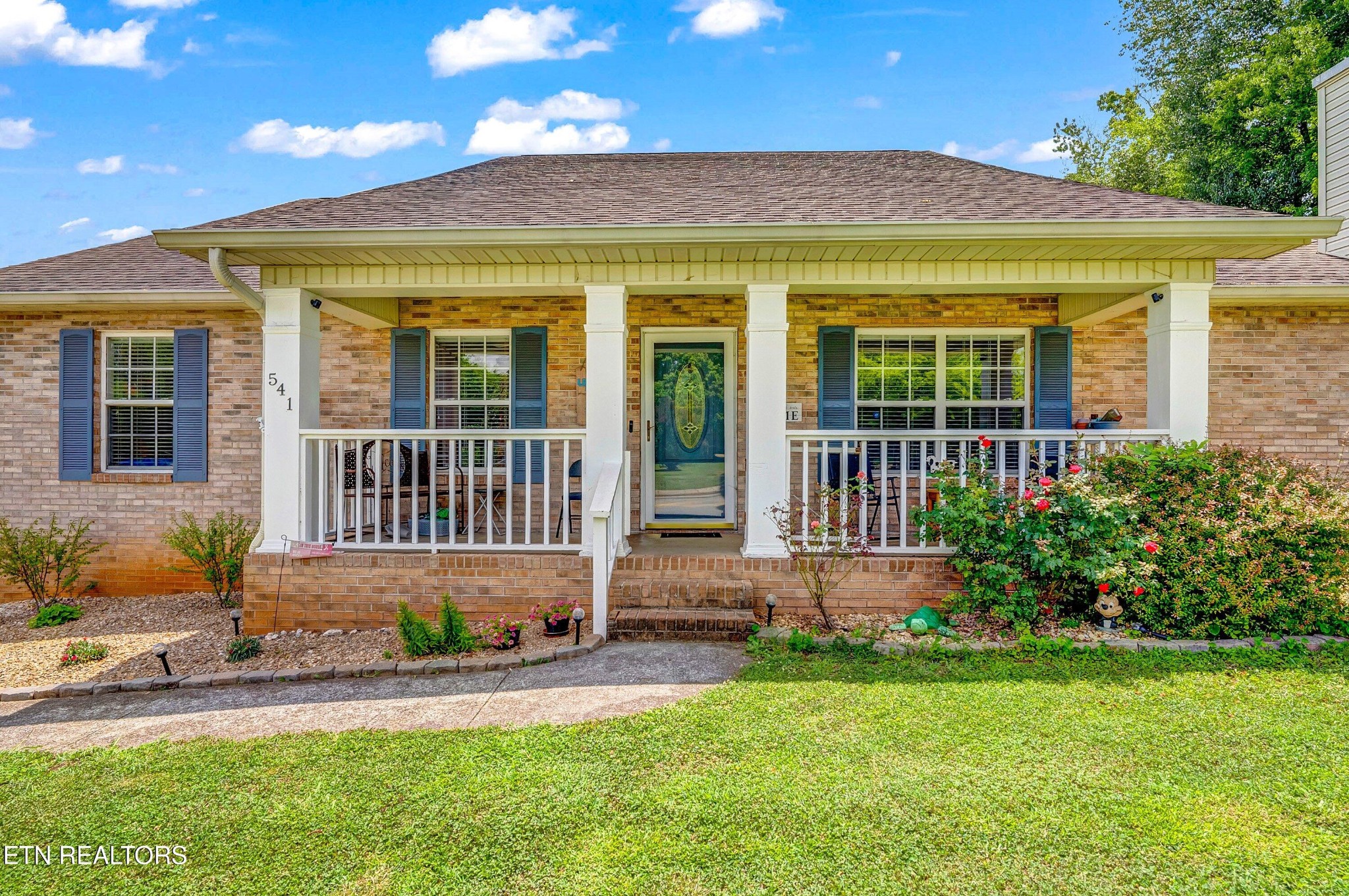 541 Sandy Springs Rd