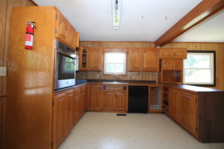 310 Dogwood Dr