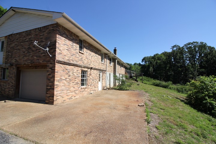310 Dogwood Dr