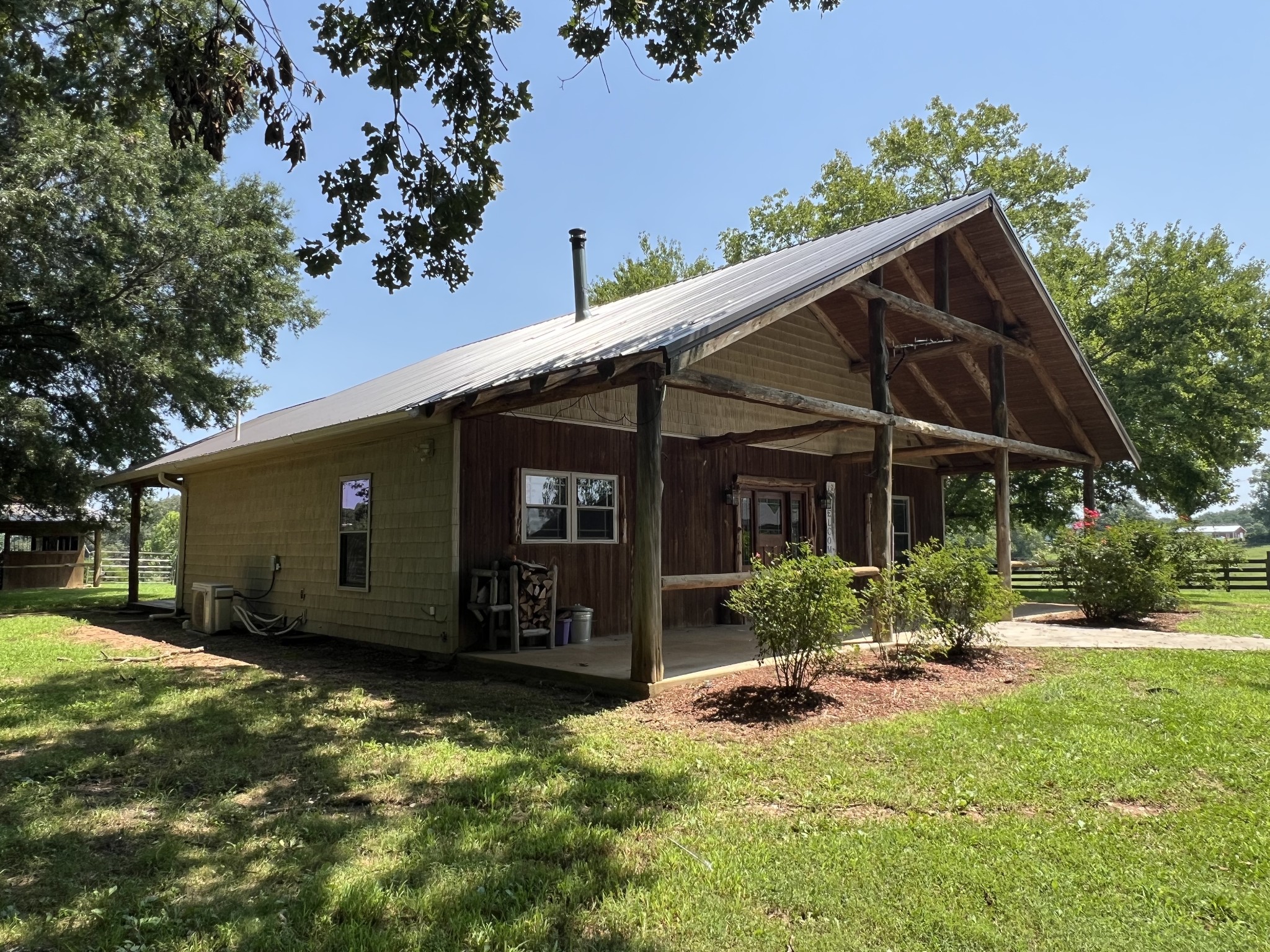 222 Oaks Rd
