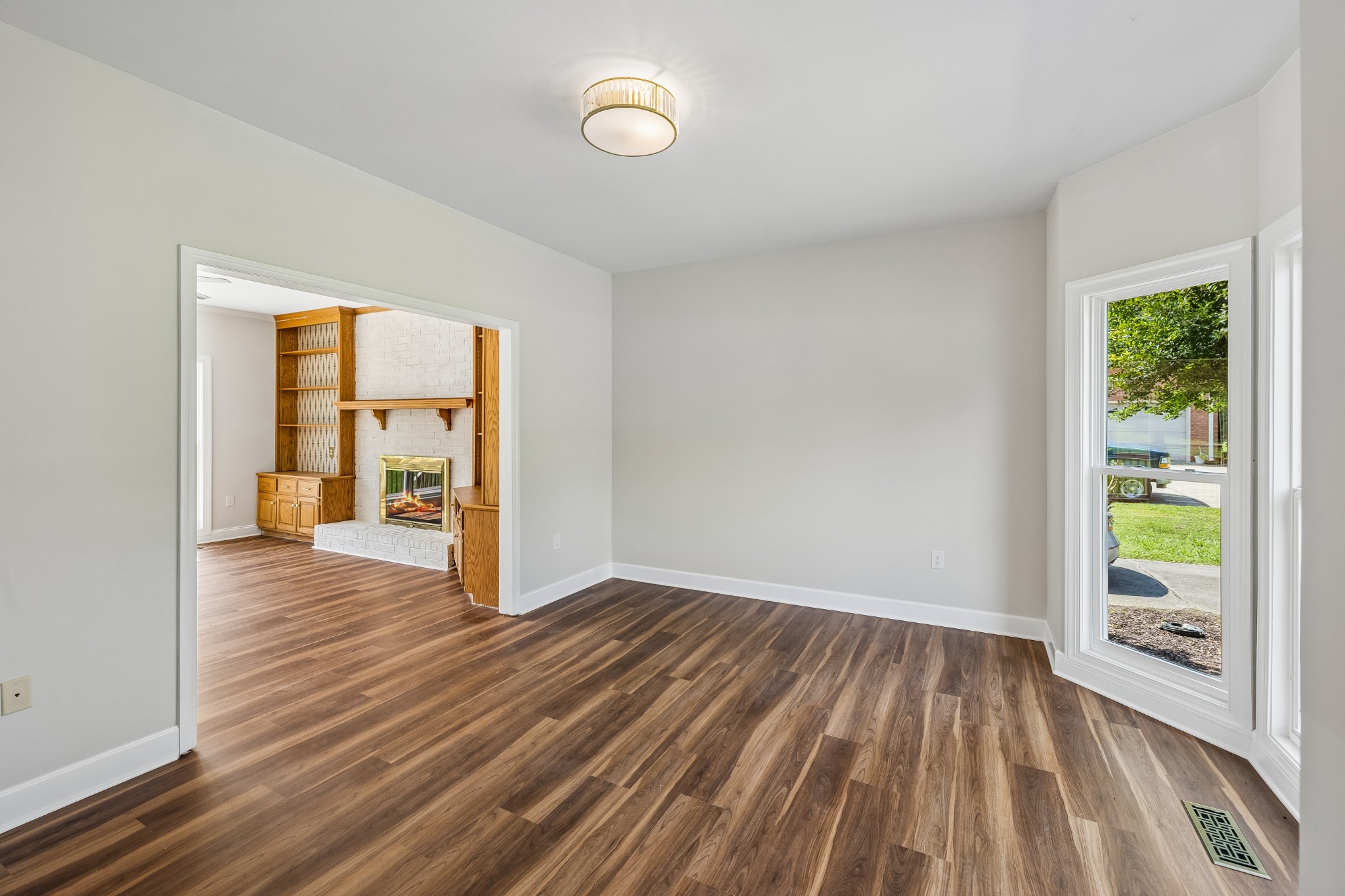 421 Blair Ln