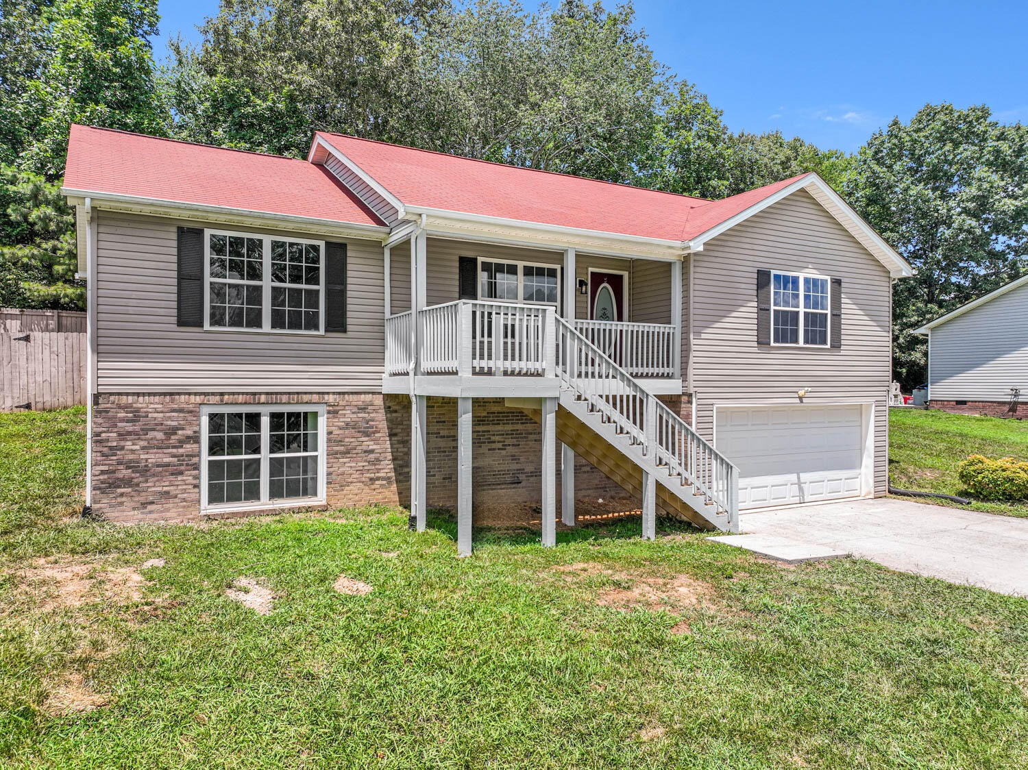 295 Farmway Drive, SE