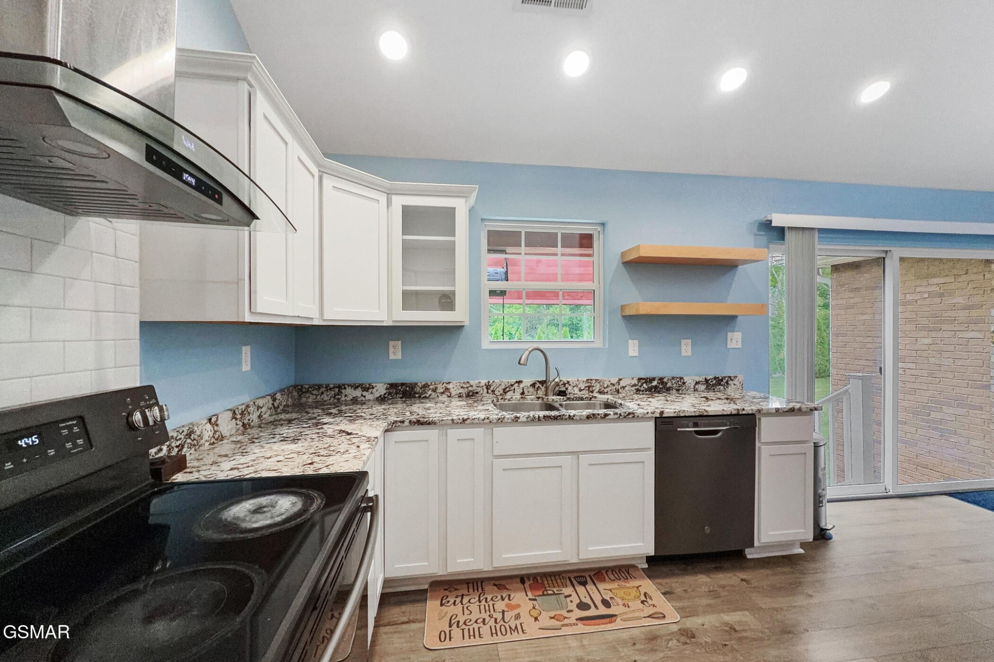2122 Zion Drive