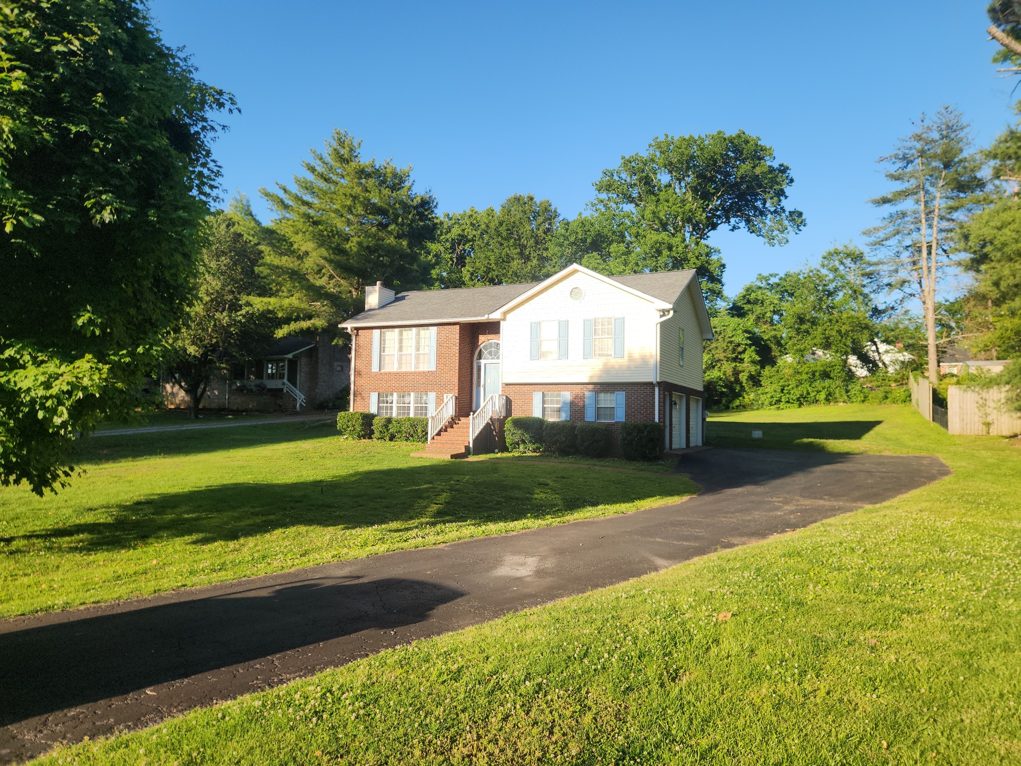 951 Belvedere Dr