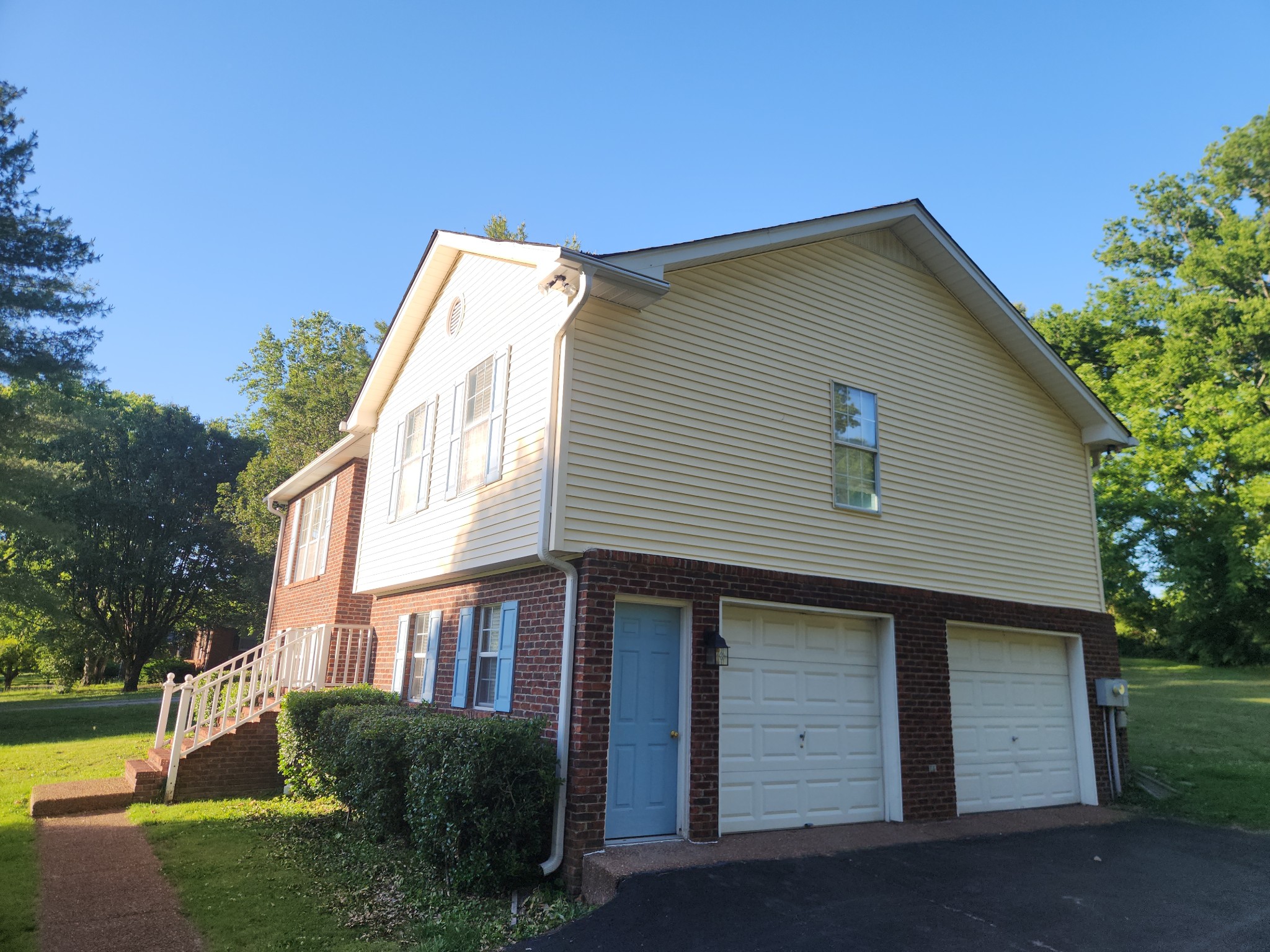 951 Belvedere Dr