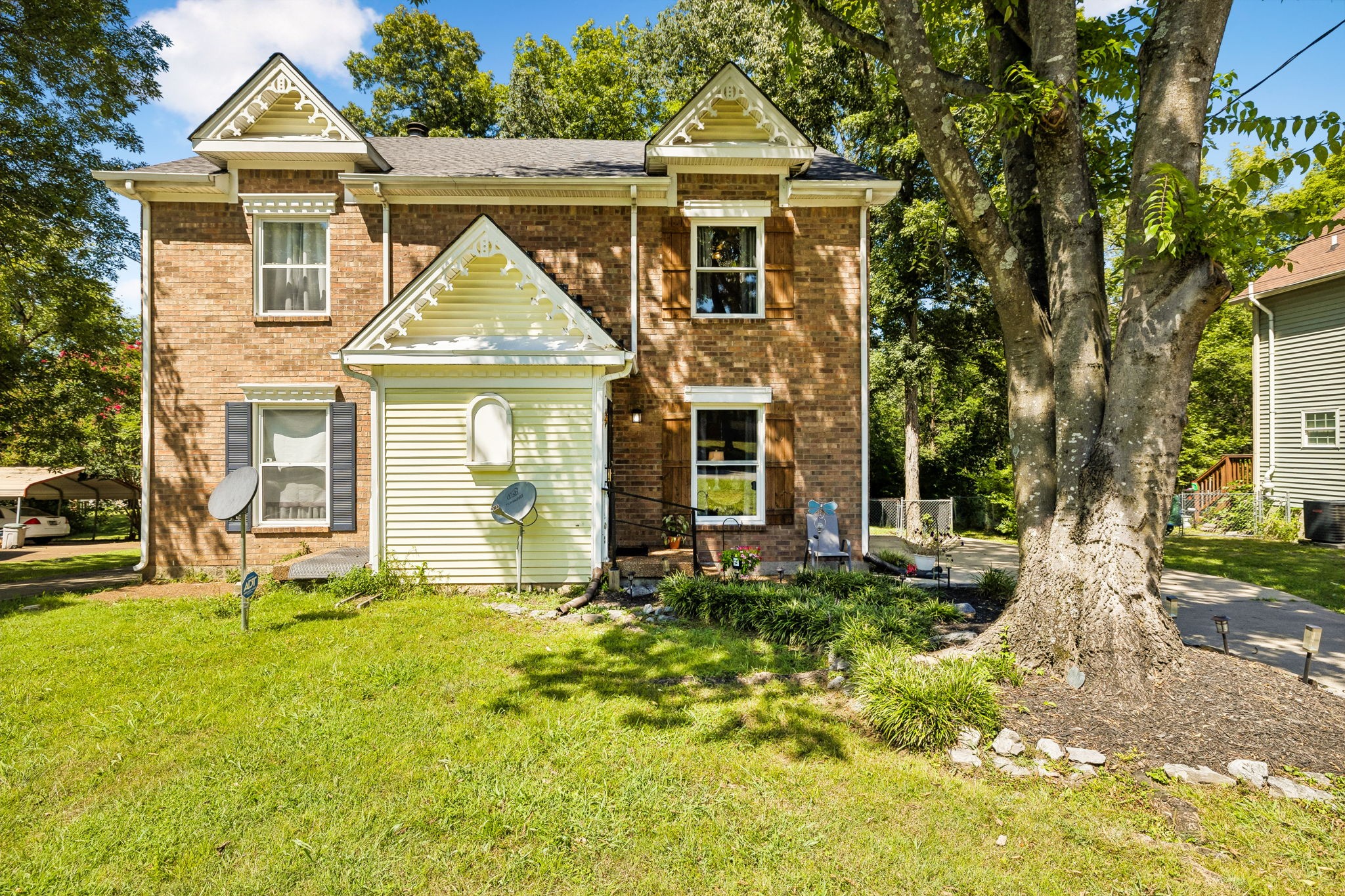 3555 Gondola Dr