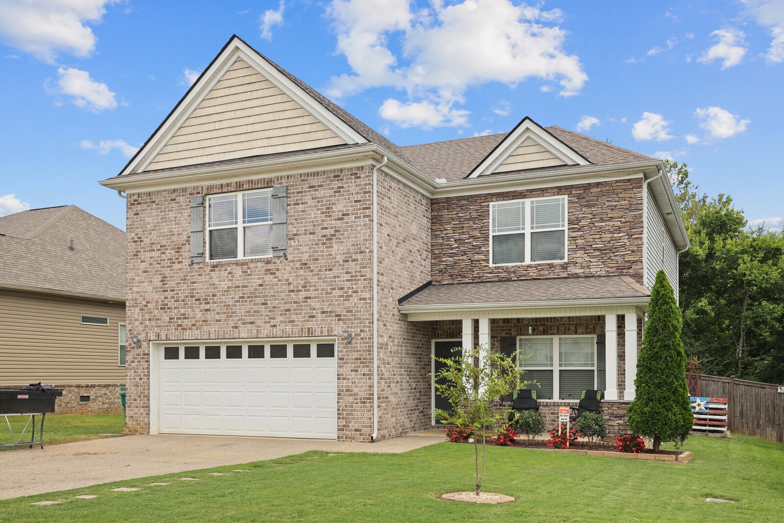 1028 Solomon Ln