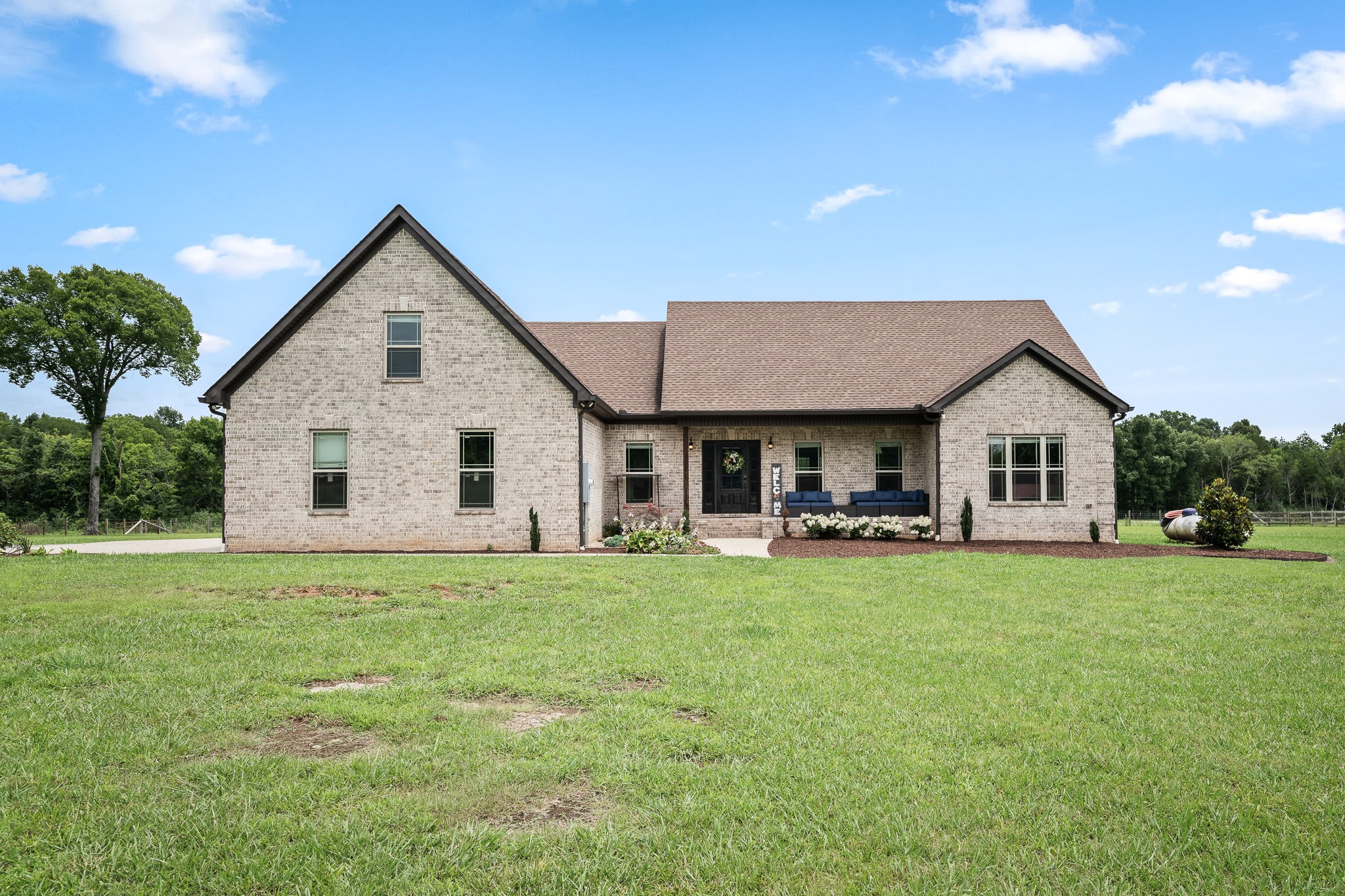 209 Adams Ln