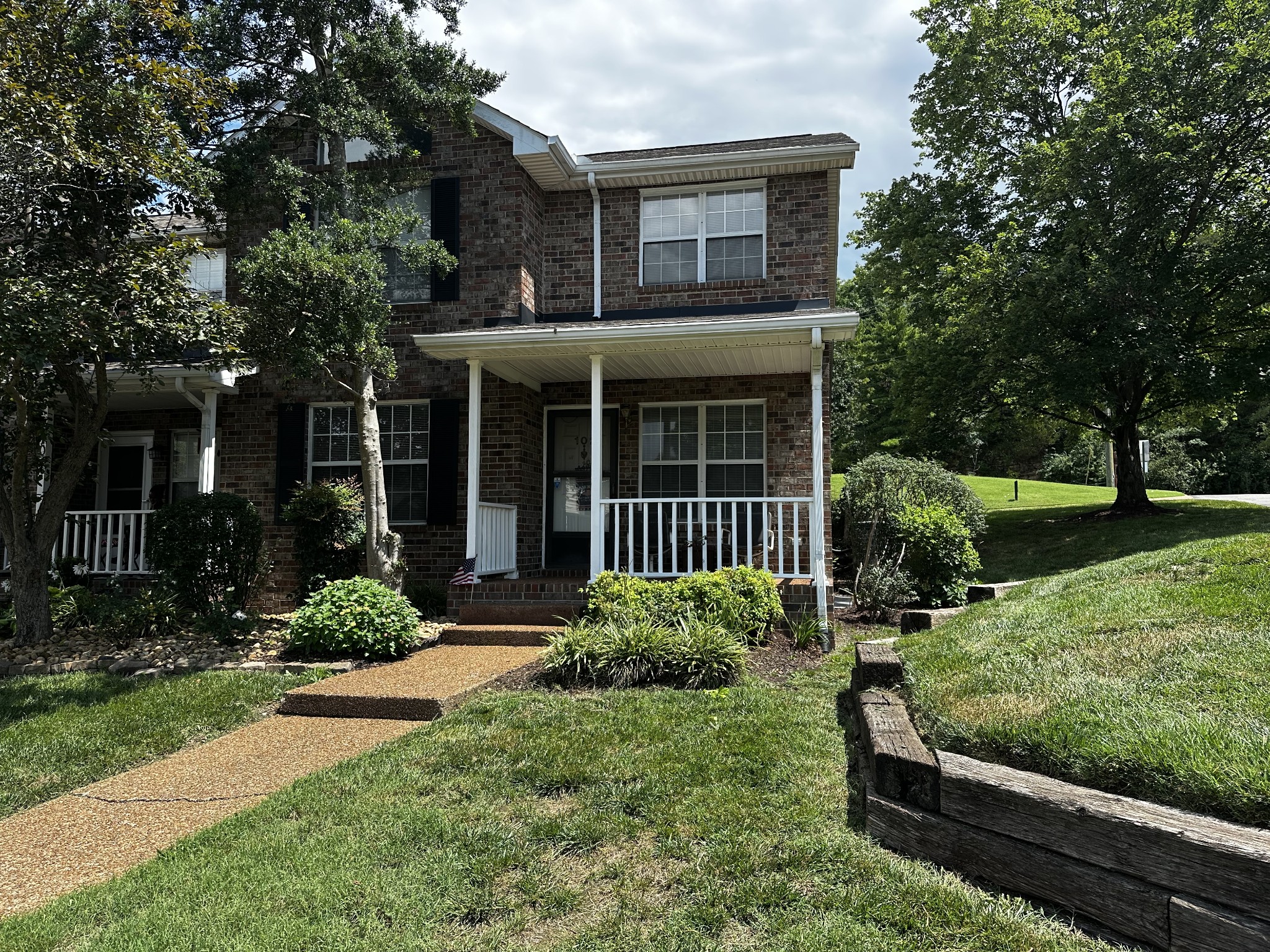 102 Pepper Ridge Cir