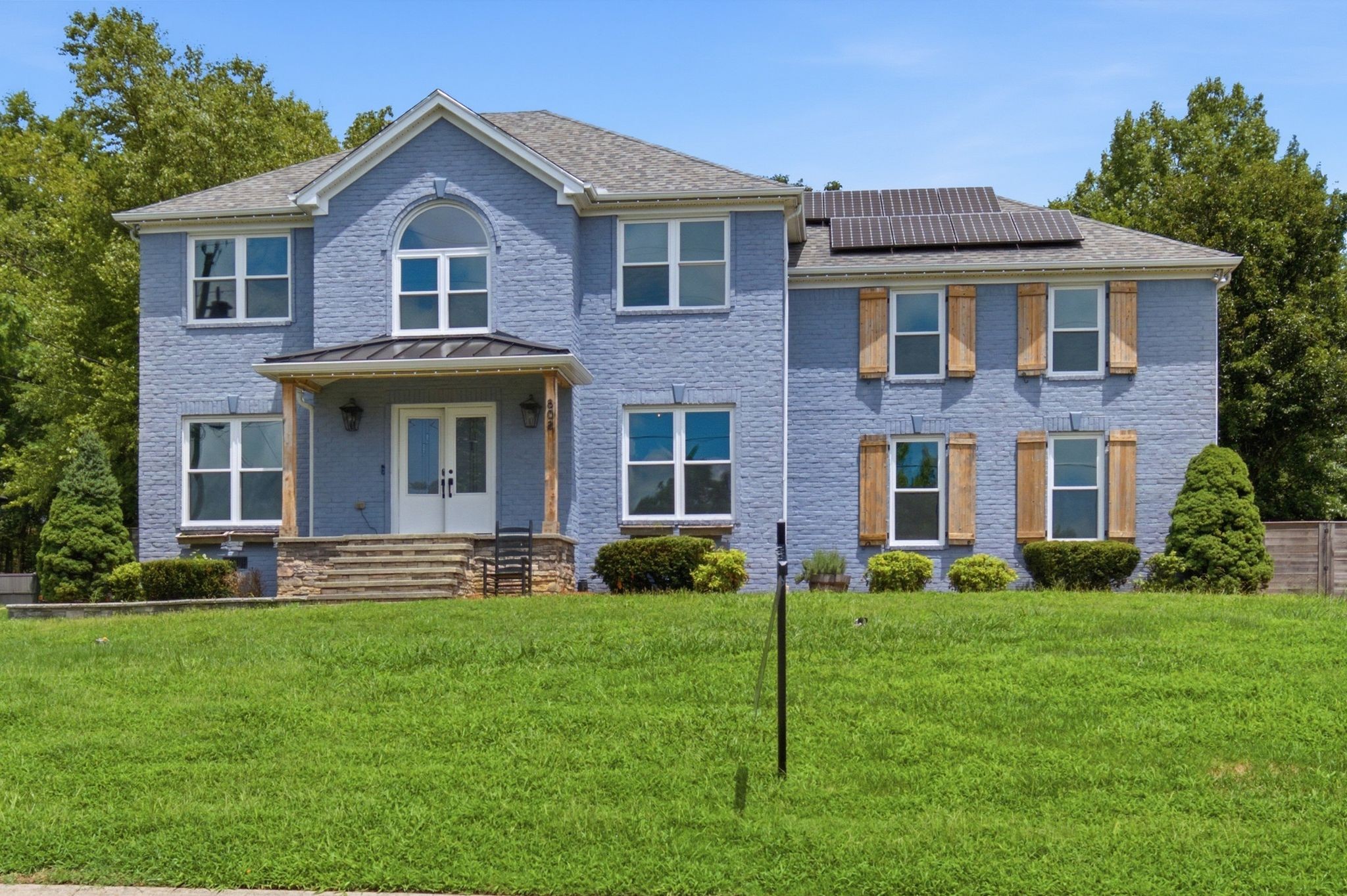 808 Alec Ct